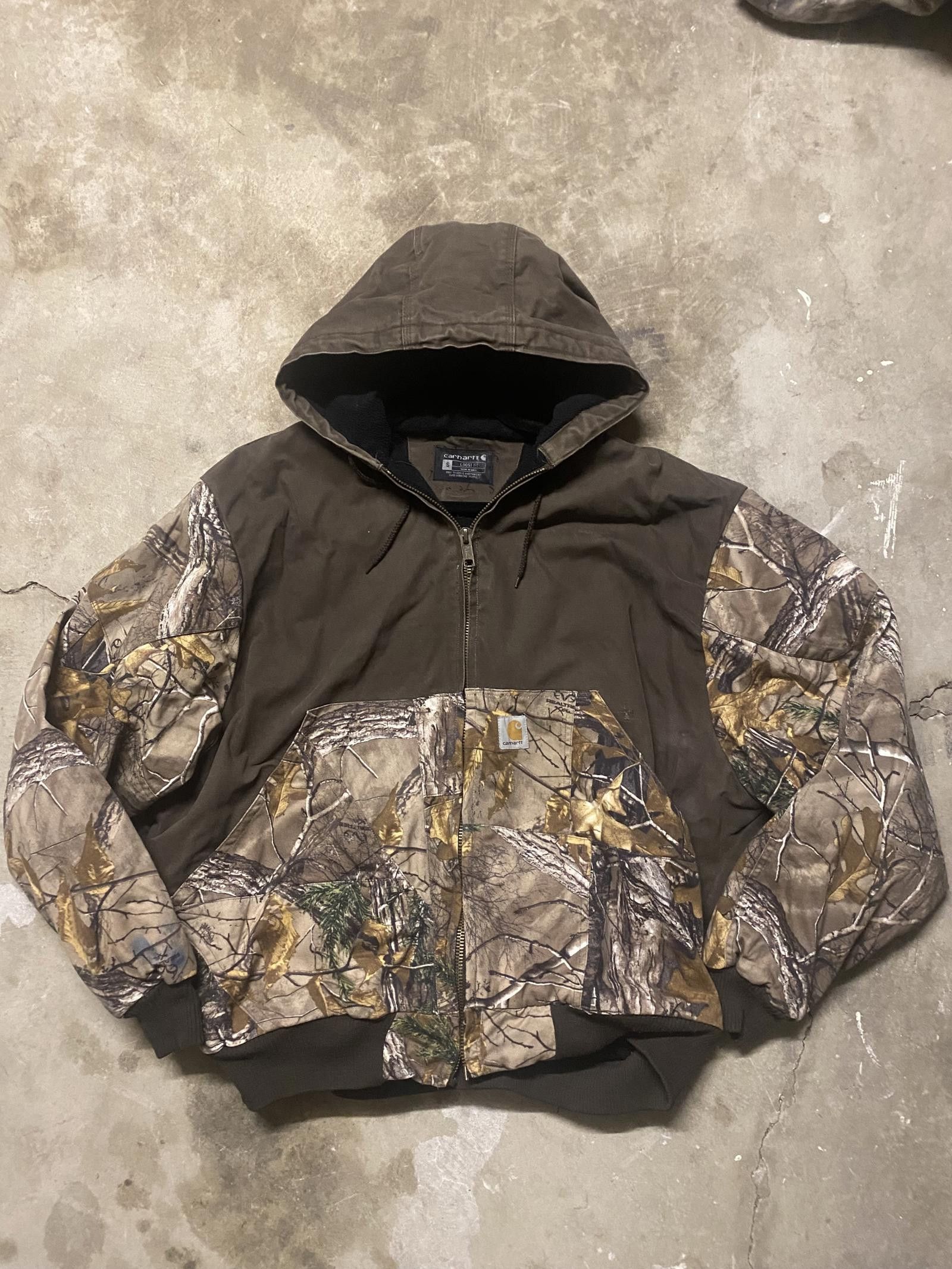 Carhartt Carhartt Men's Camouflage Jacket - Size S Size US M / EU 48-50 / 2 - 1 Thumbnail