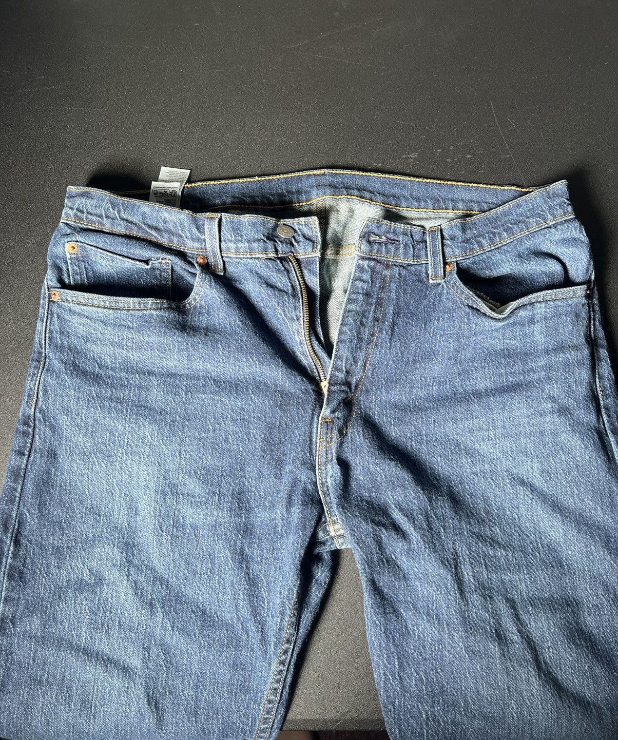Levi's Levis 505 Denim Jeans Size 36 x 30 Worn Size US 36 / EU 52 - 1 Thumbnail
