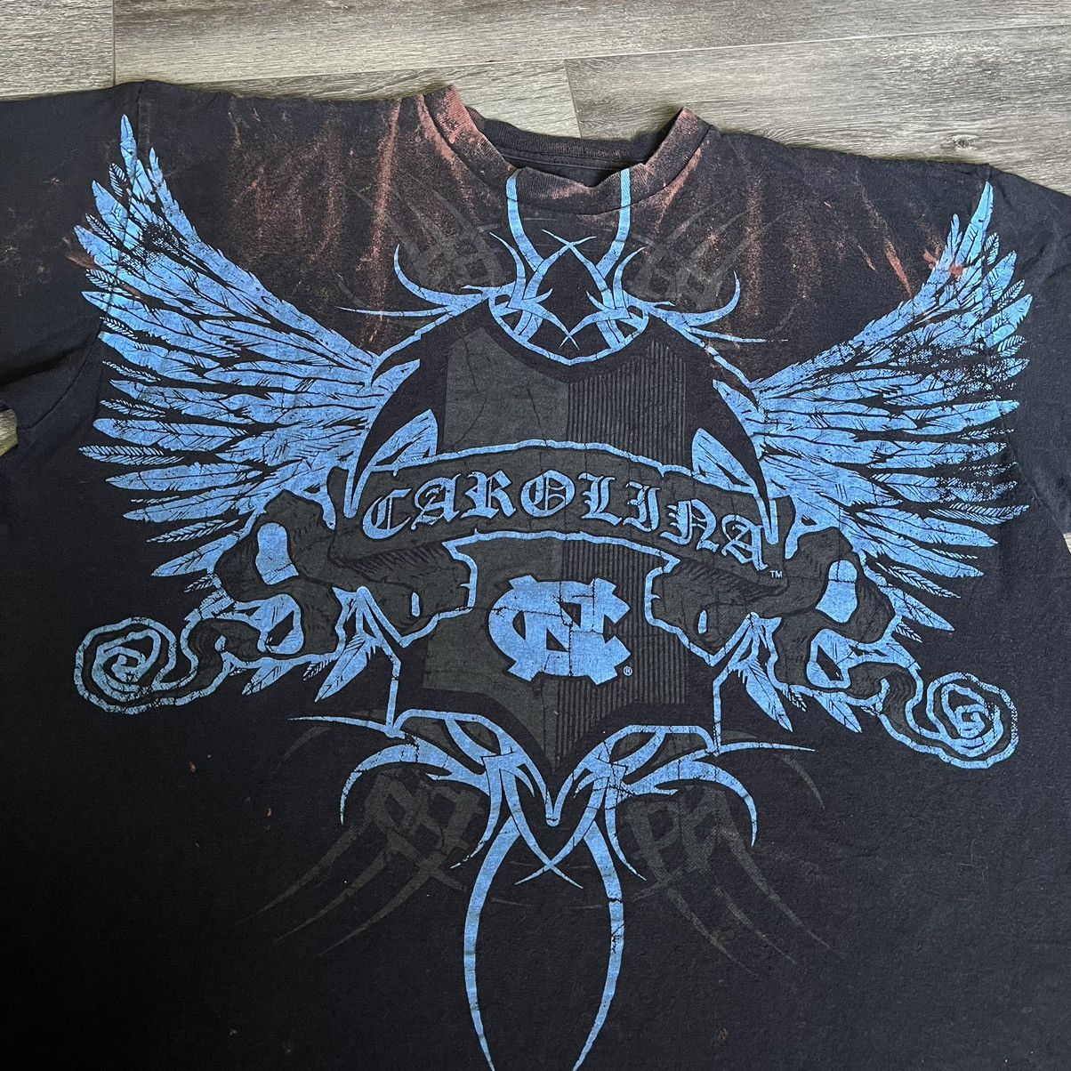 Affliction Vintage 2000s UNC Carolina Affliction Style Graphic Tee Y2K Size US L / EU 52-54 / 3 - 2 Thumbnail