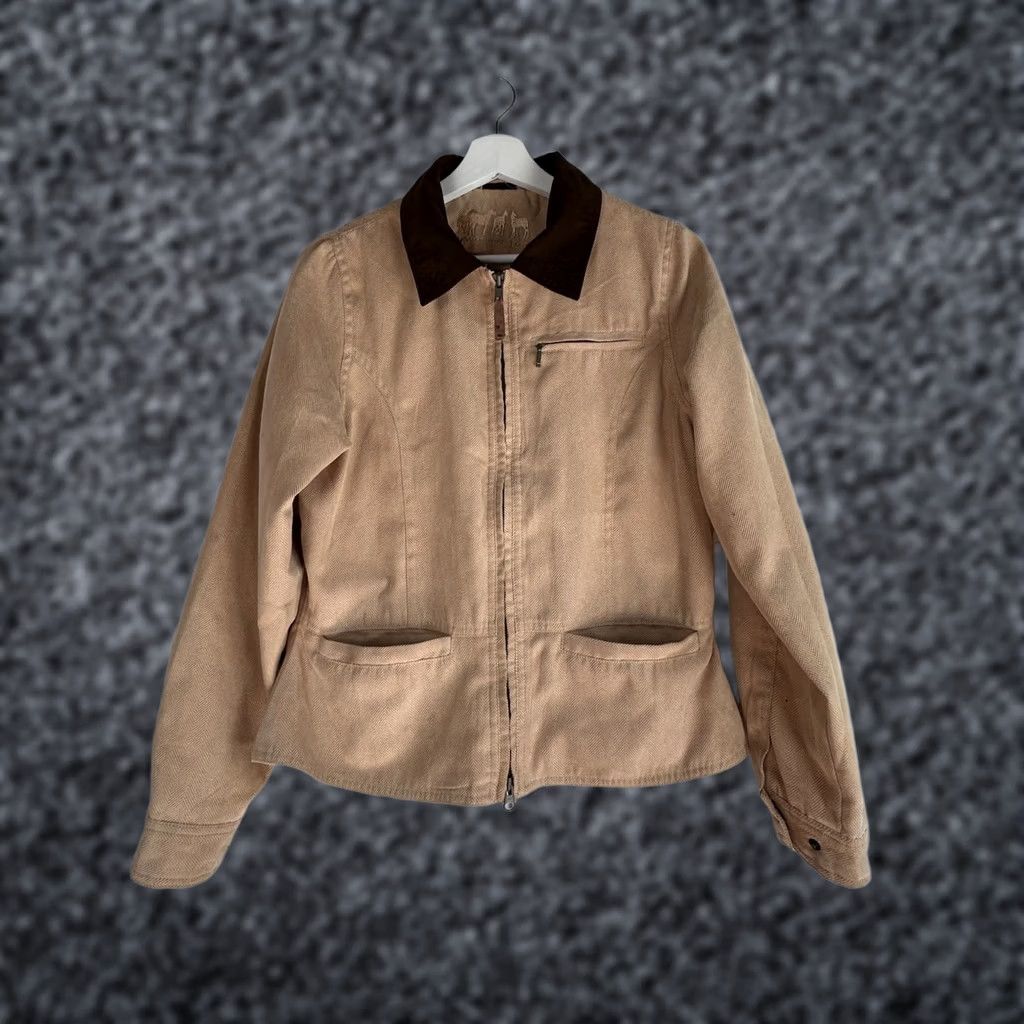 Vintage Outback Trading Co Womens Zip Front Short Shaped Jacket Small Beige Pockets Size 28" / US 6 / IT 42 - 1 Thumbnail
