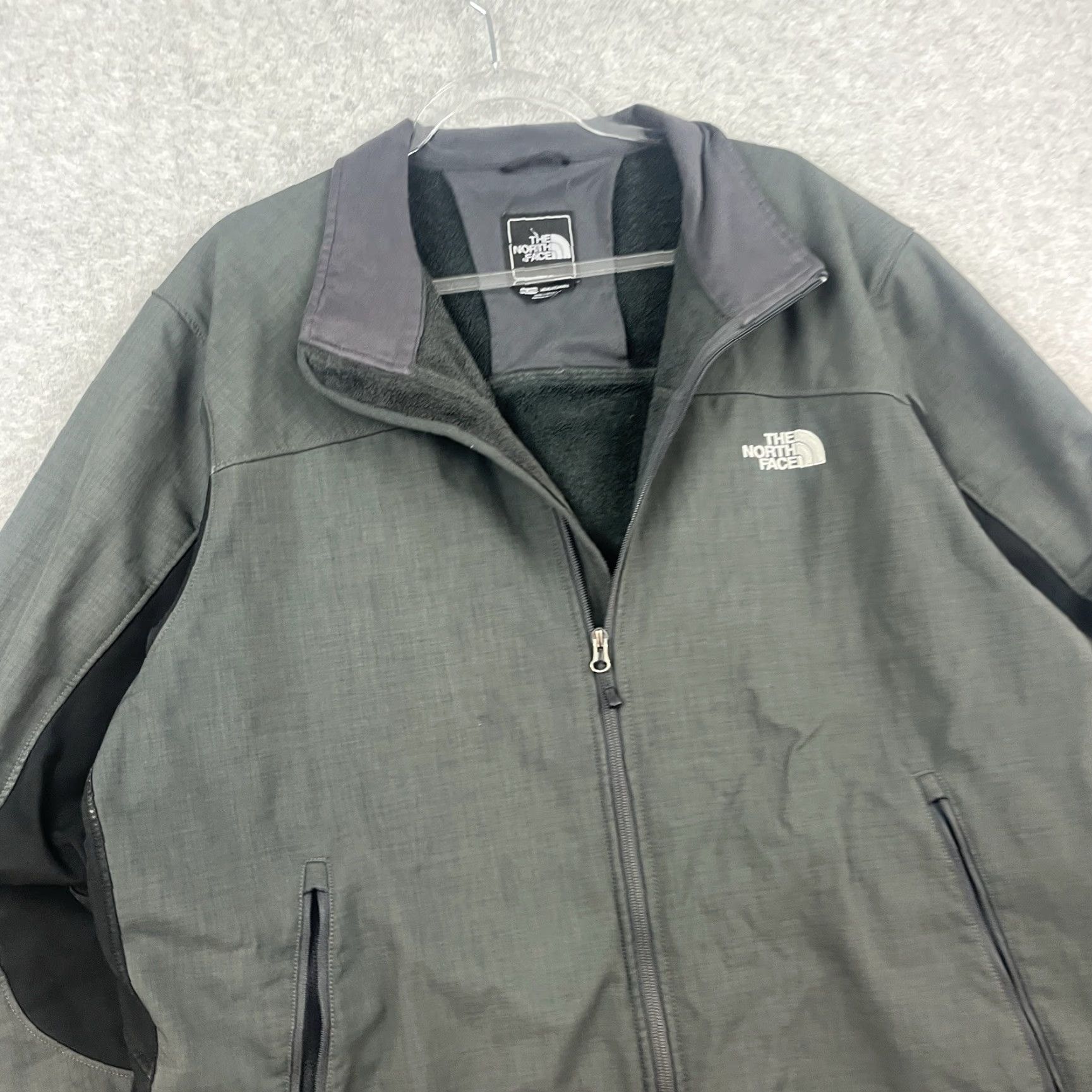 The North Face VINTAGE The North Face Apex Chromium Thermal Jacket Gray/Black Men’s 2XL Mens Jacket Size US XXL / EU 58 / 5 - 3 Thumbnail