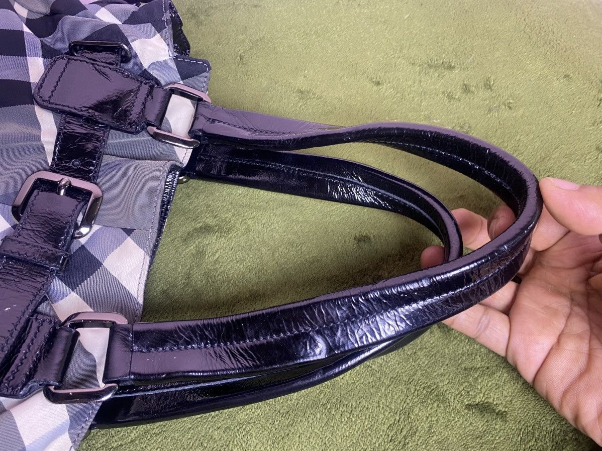 Burberry BURBERRY Bicolor Beat Check Nylon Two Way bag Size ONE SIZE - 8 Thumbnail