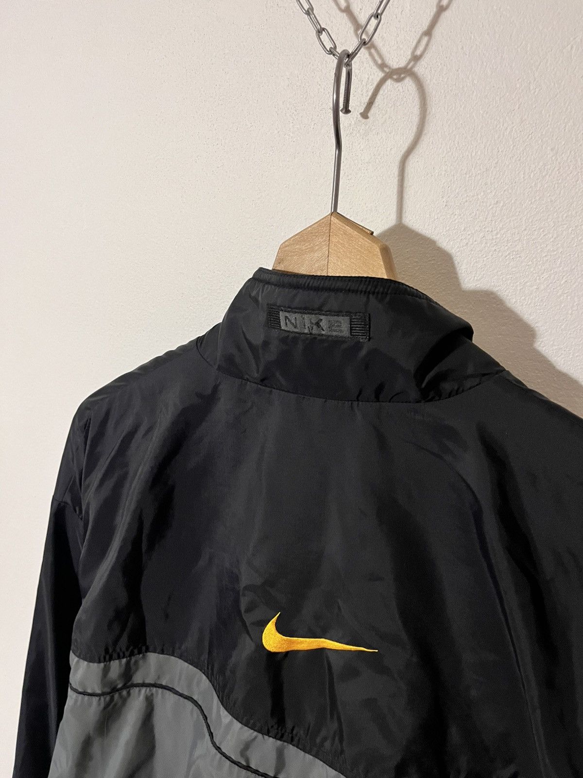 Nike NIKE💥VTG RARE JACKET CENTRE SWOOSH Size US XL / EU 56 / 4 - 4 Thumbnail