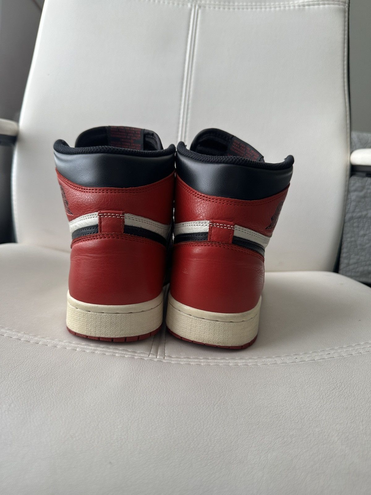 Jordan Brand Jordan 1 bred toe Size US 7.5 / EU 40-41 - 4 Thumbnail