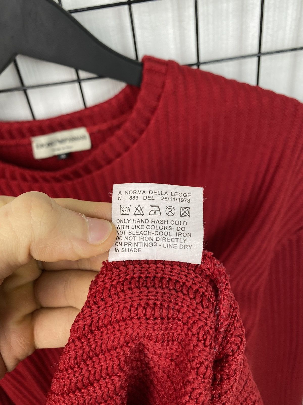 Armani × Emporio Armani Emporio Armani men sweater red XL made in italy sweatshirt Size US XL / EU 56 / 4 - 17 Thumbnail
