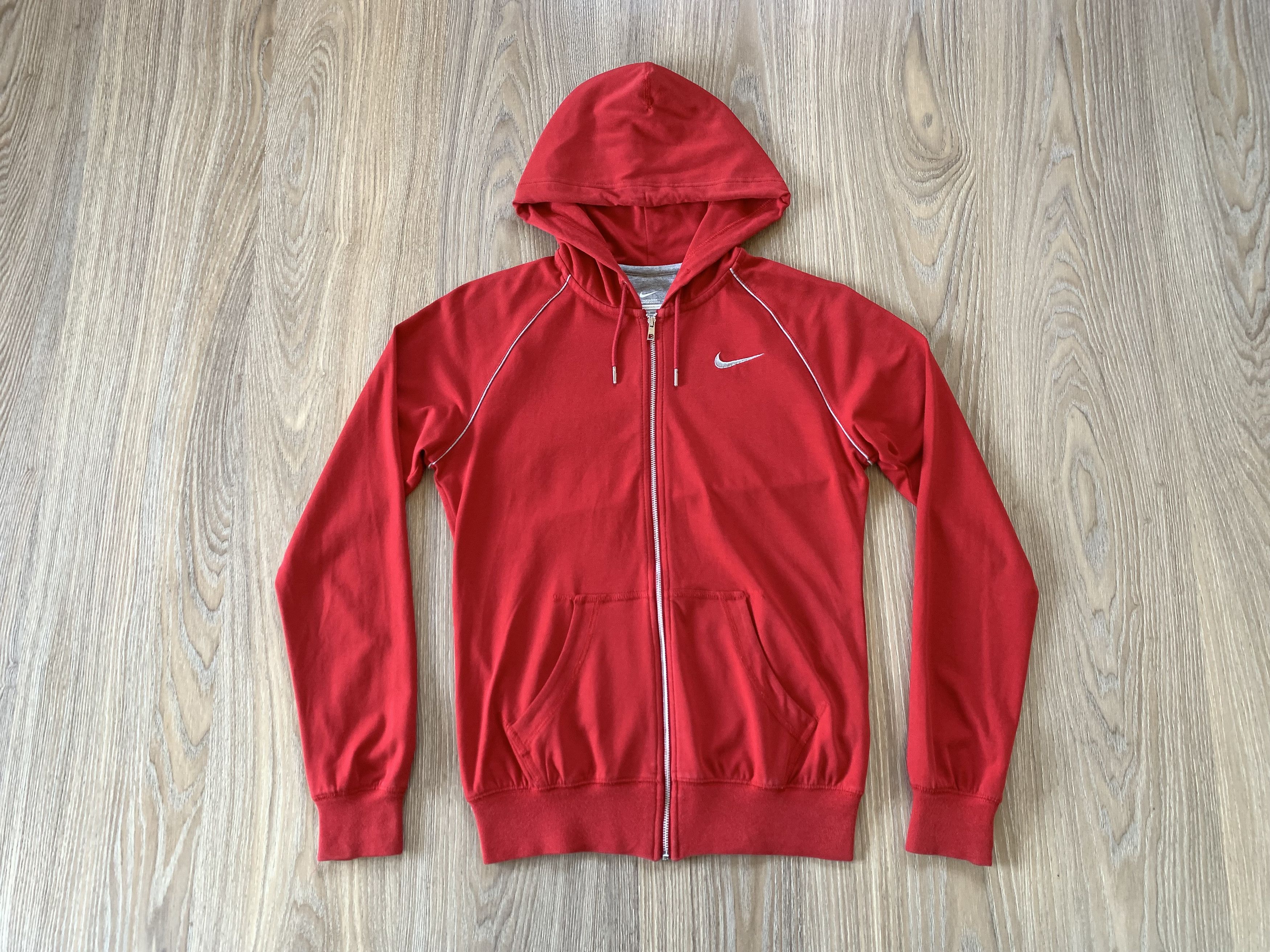 Nike × Vintage Nike Womens Cotton Red Zip Hoodie Size S / US 4 / IT 40 - 2 Thumbnail