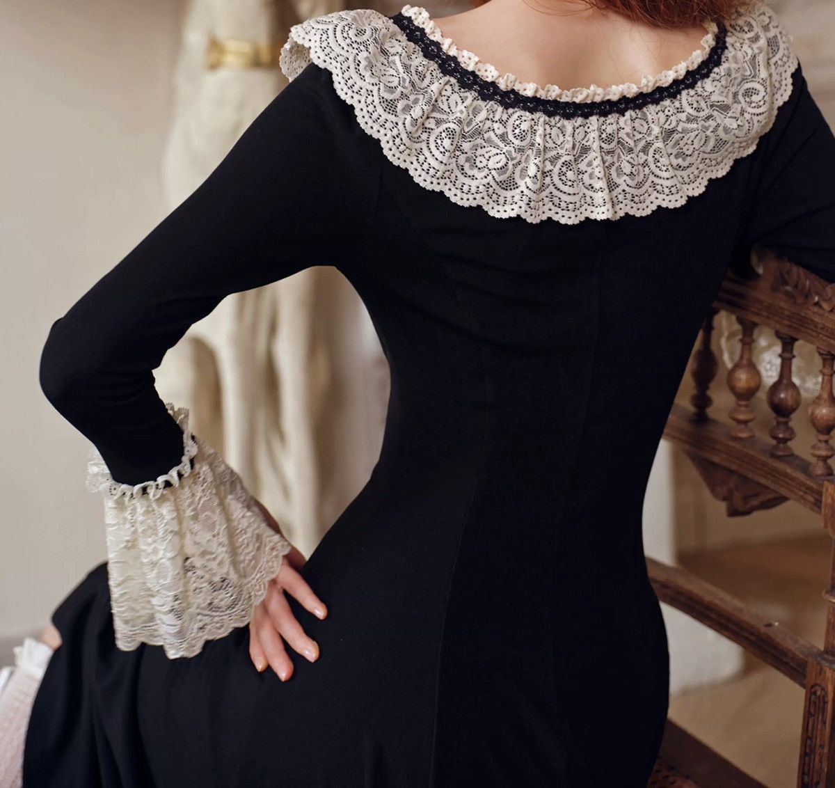 Other Black Lace Collar Long Sleeve Dress Size L / US 10 / IT 46 - 6 Thumbnail