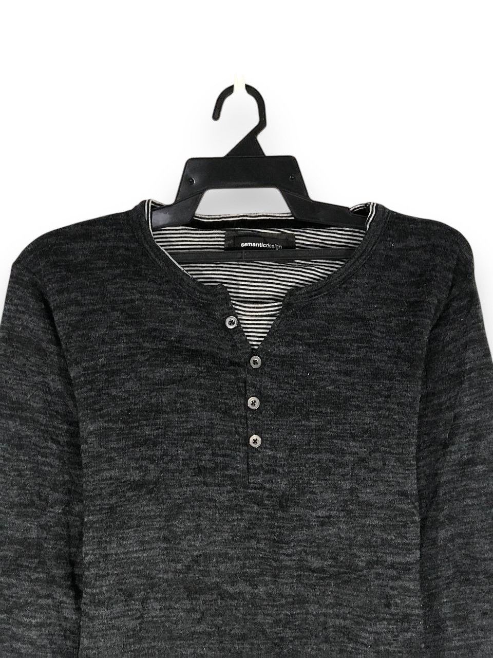 semanticdesign Rare design long sleve v neck gothic design Size US L / EU 52-54 / 3 - 2 Thumbnail