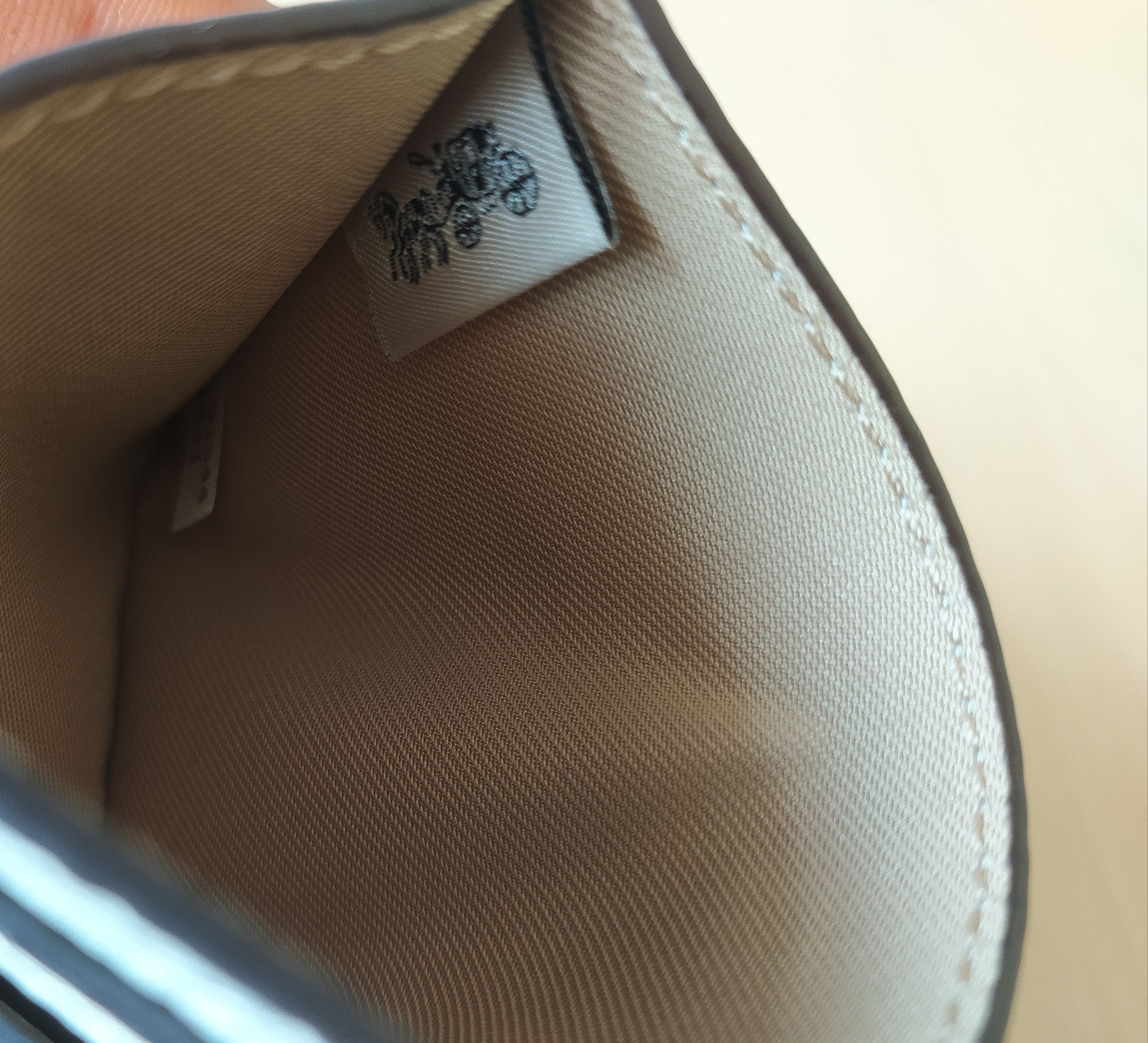Coach Coach Leather Slim Credit Card case Free Shipping T/1903 Size ONE SIZE - 6 Thumbnail