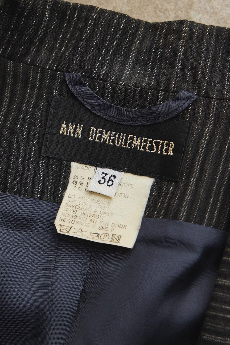 Ann Demeulemeester Ann Demeulemeester Pinstripe Cropped Tailored Jacket Size XS / US 0-2 / IT 36-38 - 6 Thumbnail