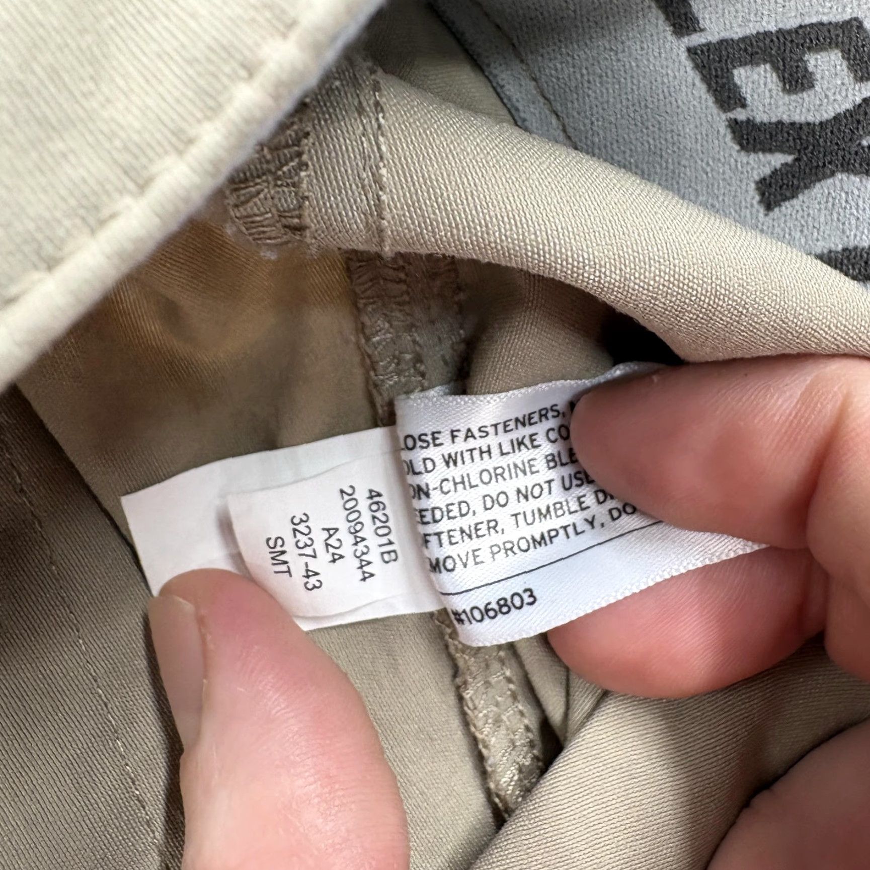 Duluth Trading Company Duluth Flex Dry on the Fly Relaxed Fit Cargo Pants Mens 46x26 Beige Stretch Work Size US 30 / EU 46 - 7 Thumbnail