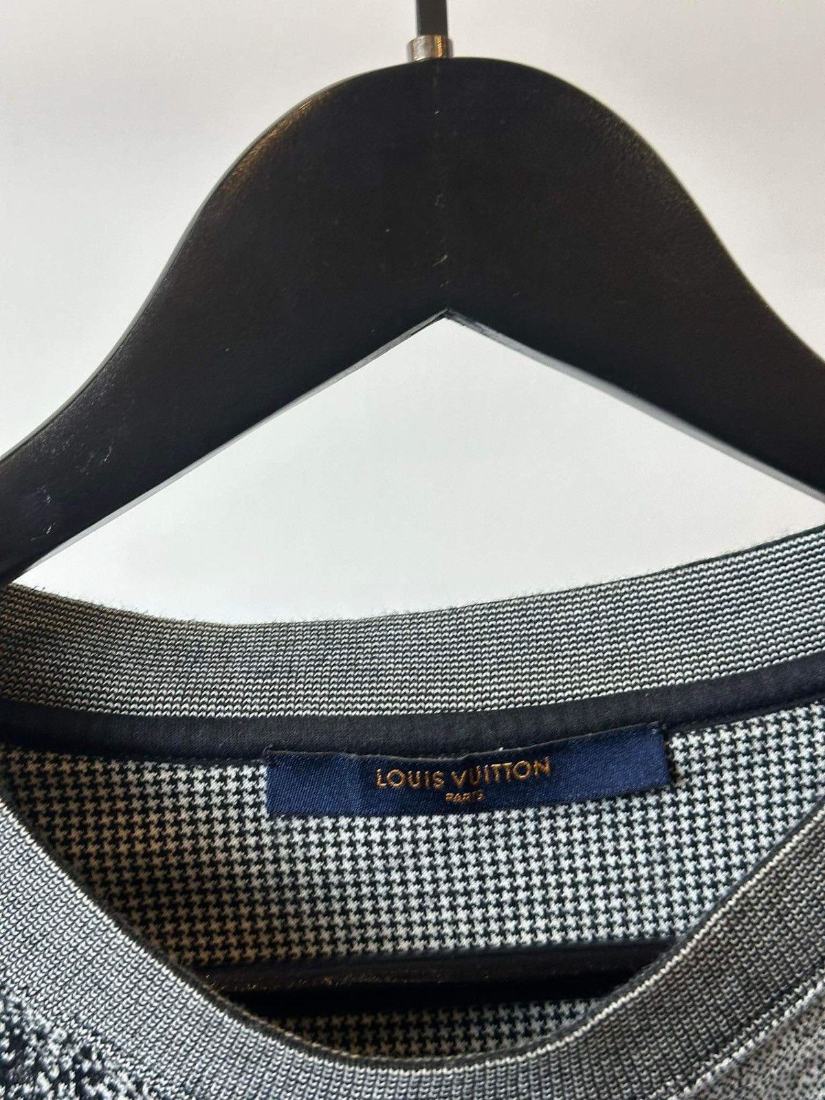 Louis Vuitton LOUIS VUITTON T SHIRT Size US XS / EU 42 / 0 - 3 Thumbnail