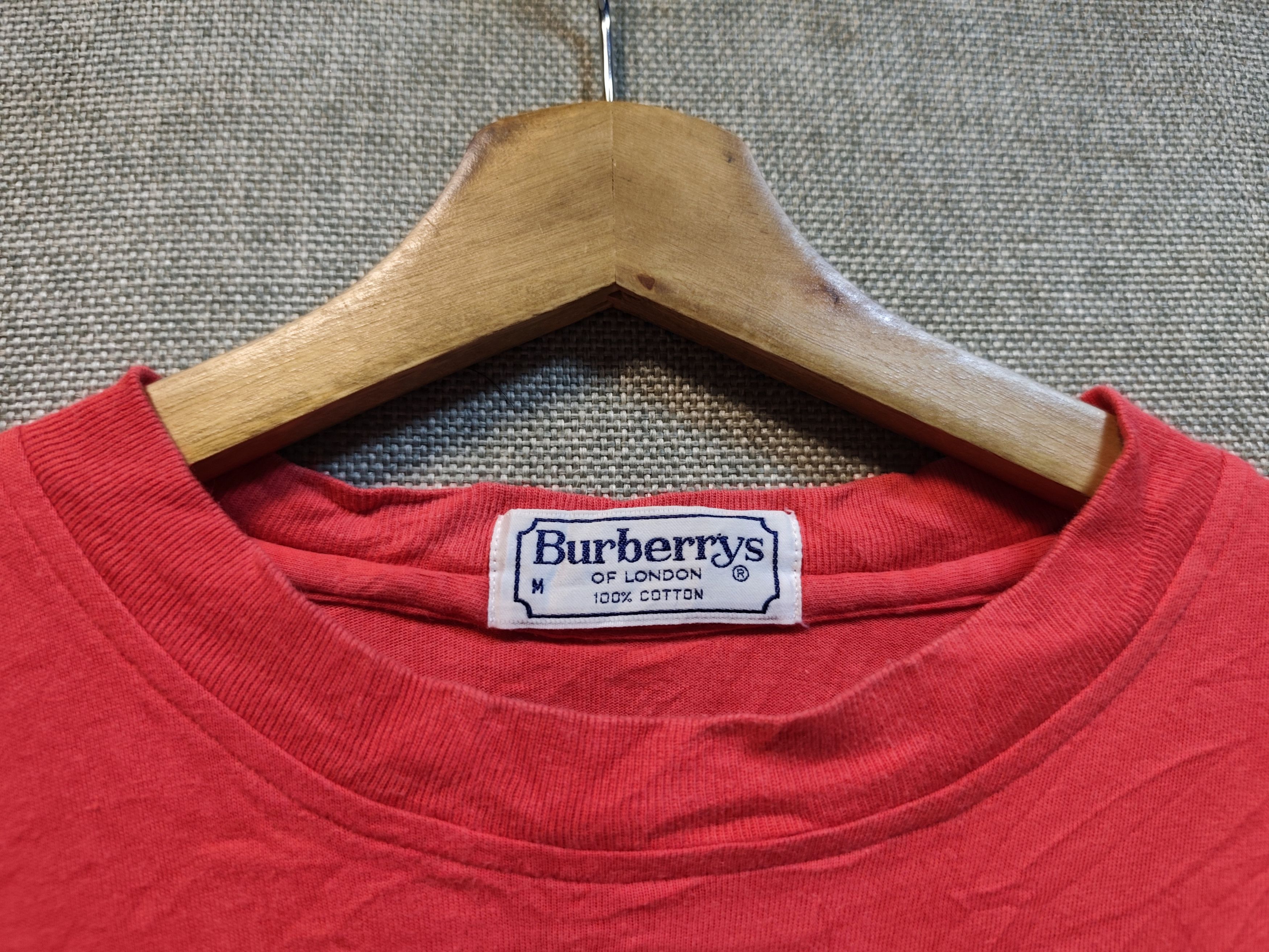 Burberry Vintage 90s t shirt Burberry spell out embroidery Size US M / EU 48-50 / 2 - 3 Thumbnail