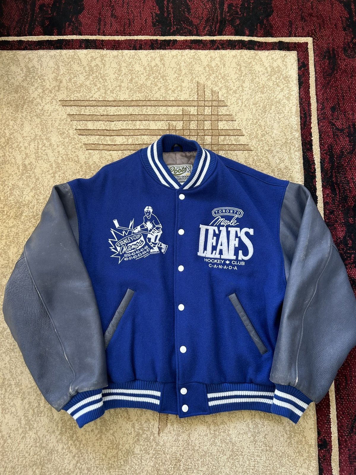 Roots Vintage Roots Toronto Maple Leafs Wool Varsity Jacket Size US M / EU 48-50 / 2 - 1 Thumbnail