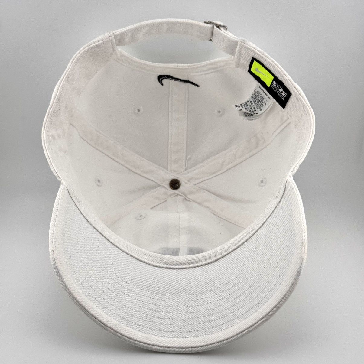 Nike Nike Korea Limited Edition Winwin Sports Seoul Gangnam Hat Size ONE SIZE - 6 Thumbnail