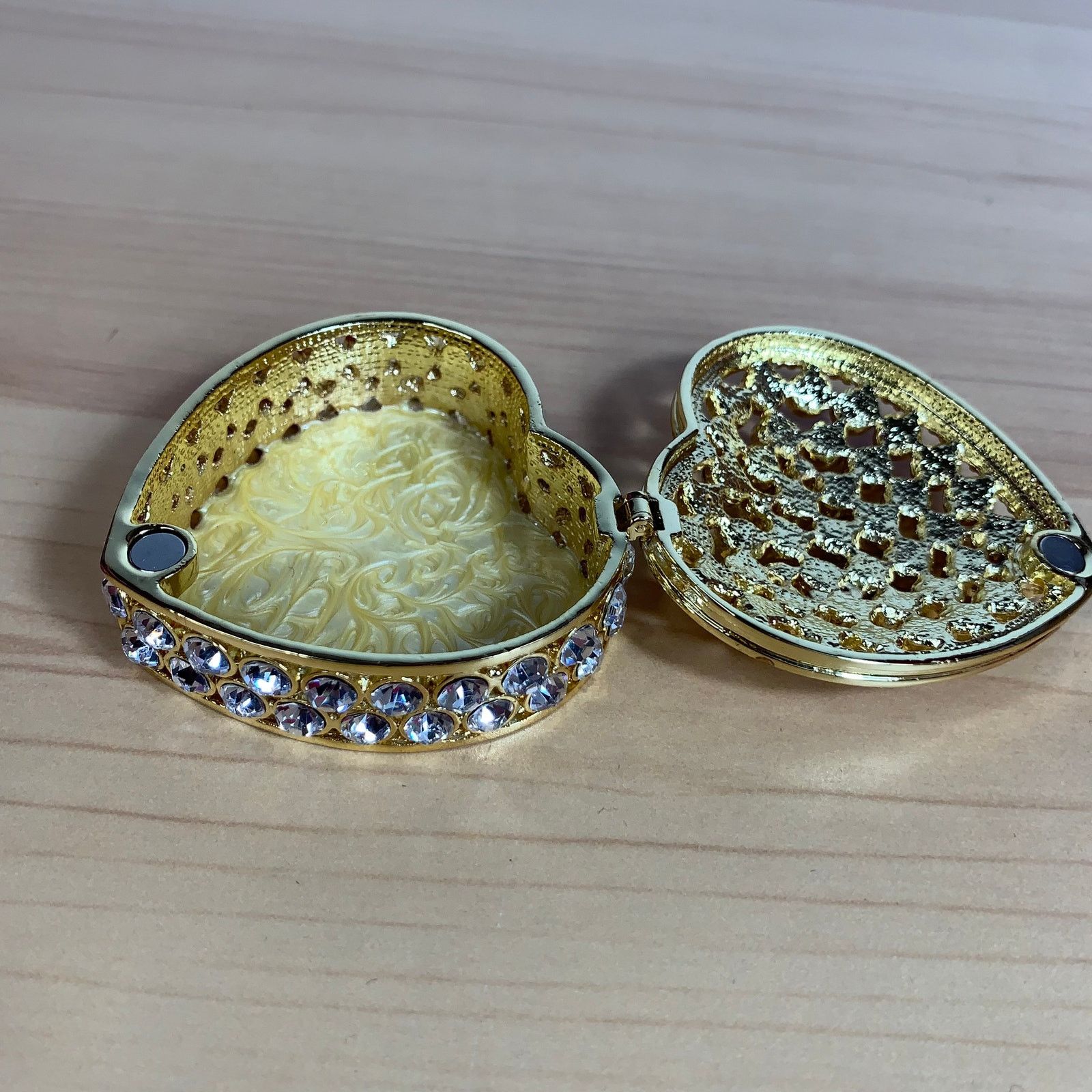 Other Fashion Jewelry Case Trinket Box Heart Shaped Casket Size ONE SIZE - 7 Thumbnail
