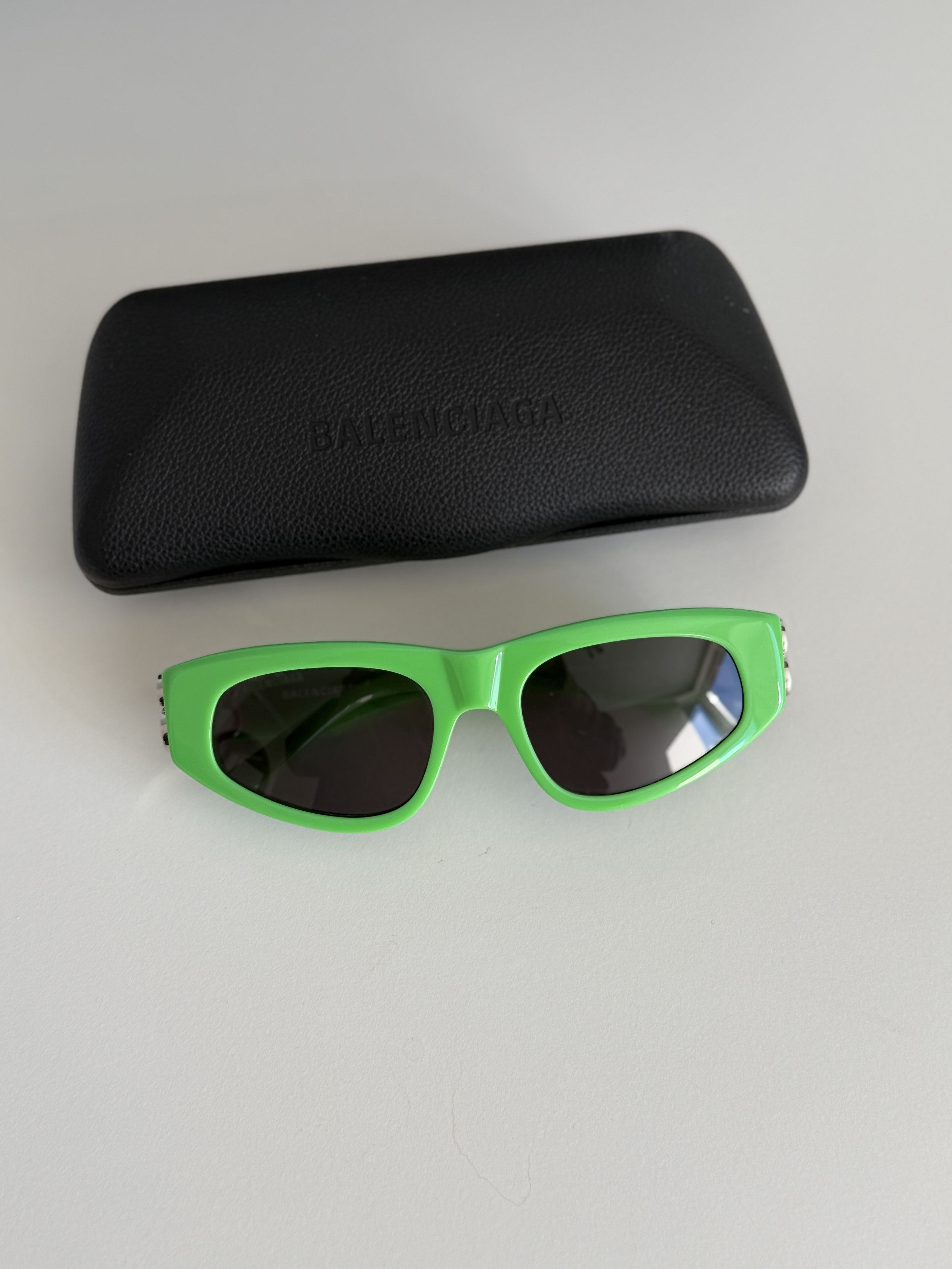 Balenciaga Balenciaga BB logo Sunglasses Size ONE SIZE - 4 Thumbnail