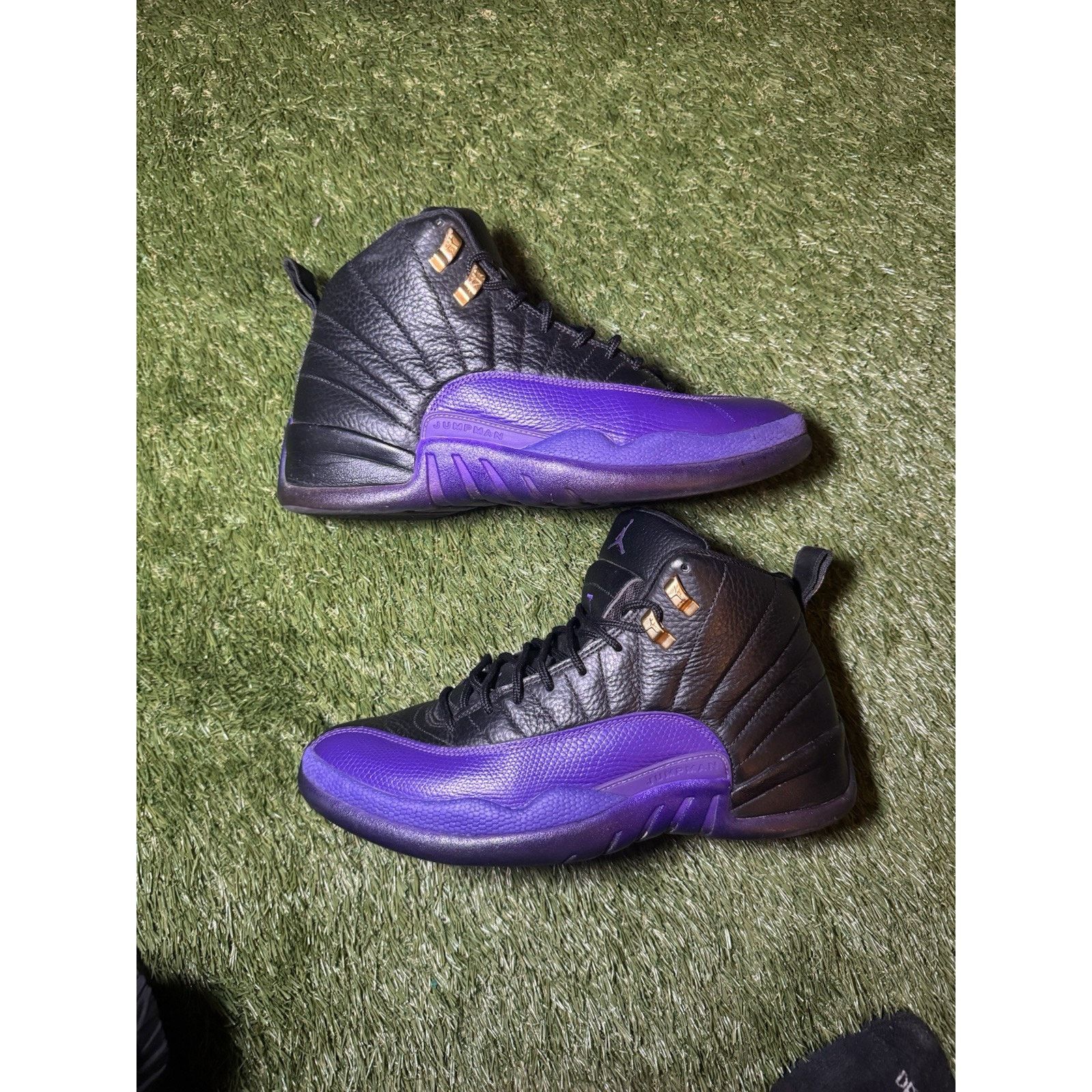 Jordan Brand Jordan 12 Retro Mid Field Purple Size 10 Size US 10 / EU 43 - 1 Thumbnail