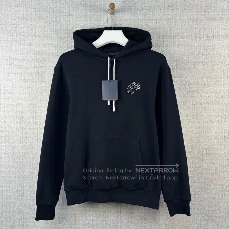Louis Vuitton Louis Vuitton Letter Logo Embroidered Pin Long Sleeve Hood Size US M / EU 48-50 / 2 - 1 Thumbnail