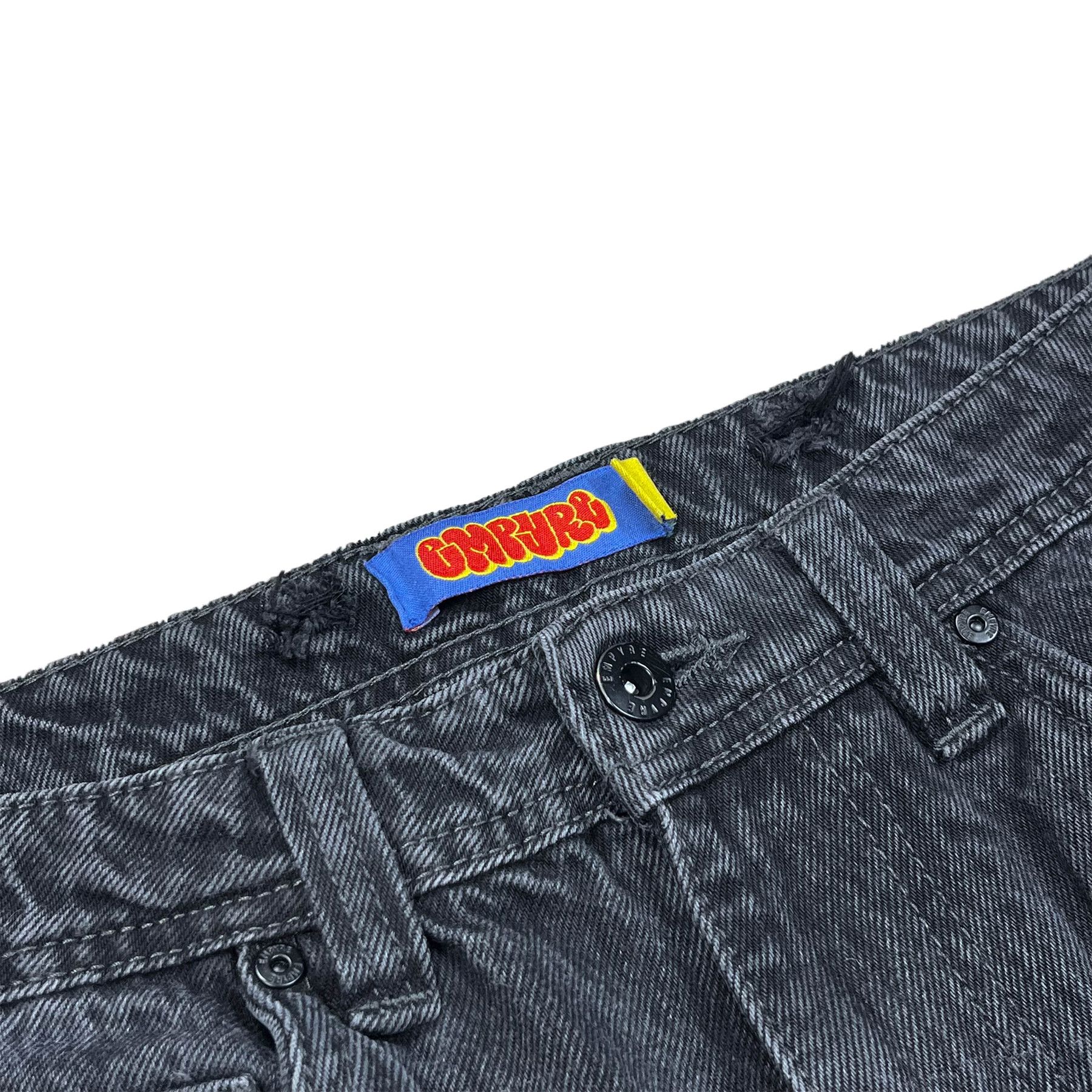 Empyre Empyre Custom Cropped Shorts Knee Length Size US 30 / EU 46 - 5 Thumbnail