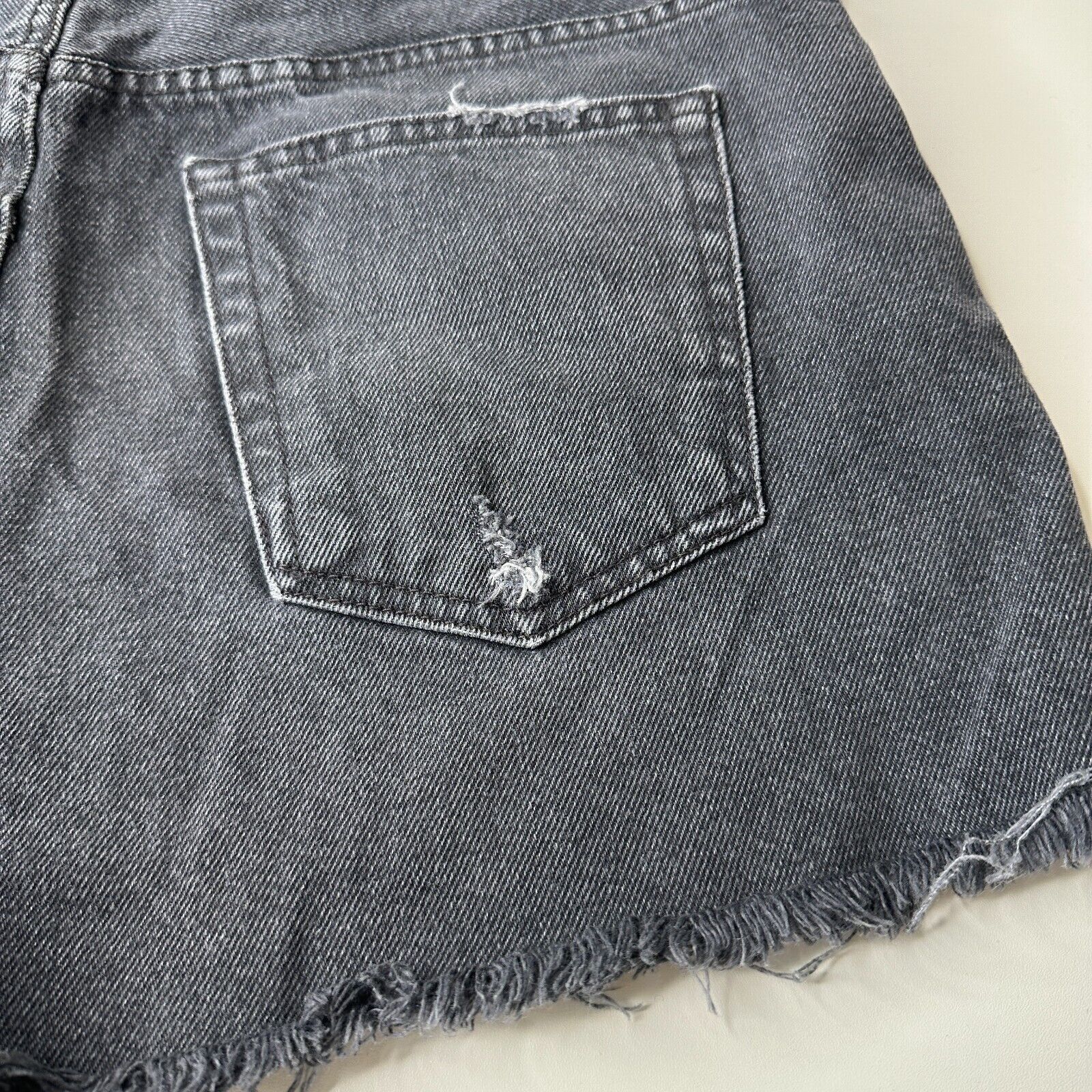 GRLFRND GRLFRND Cindy Button Fly High Rise Gray CutOff Jean Short 32 Size 32" / US 10 / IT 46 - 8 Thumbnail
