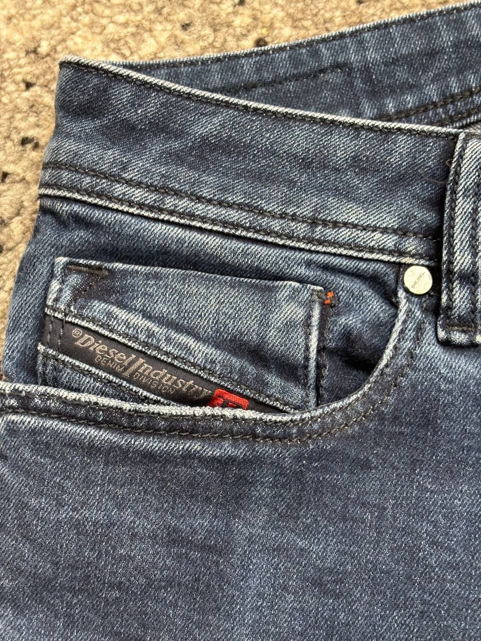 Diesel Diesel Sleenker 084YD Slim-Skinny Stretch Denim Jeans W31 Size US 31 - 12 Thumbnail
