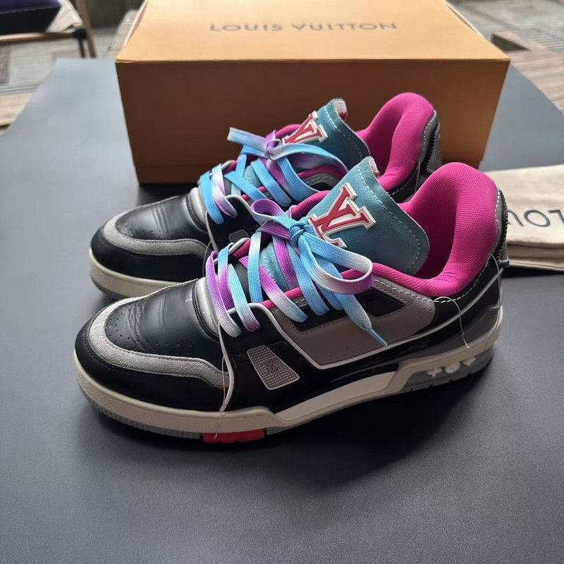 Louis Vuitton Louis Vuitton Stylish Low-Top Trainers 0079 Size US 10 / IT 40 - 1 Thumbnail
