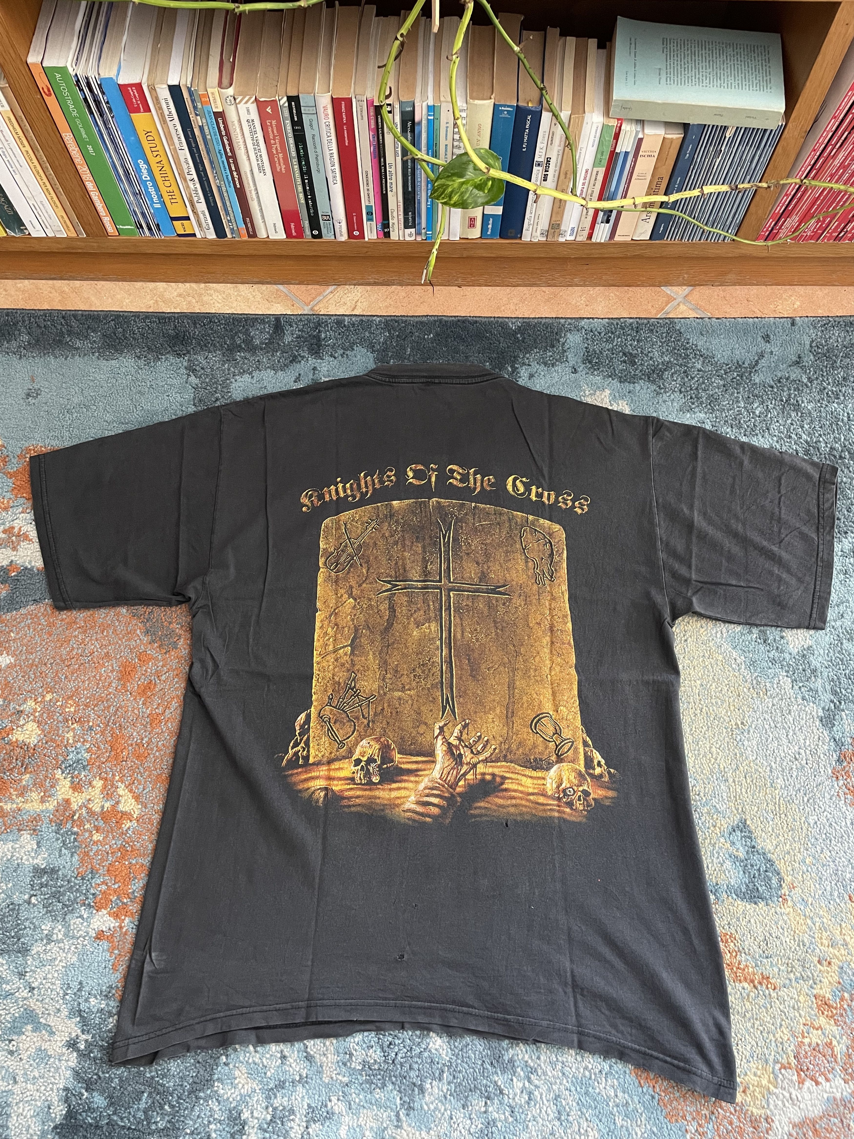 Band Tees × Vintage Grave Digger 90s Vinatge Faded T Shirt Size US L / EU 52-54 / 3 - 4 Thumbnail