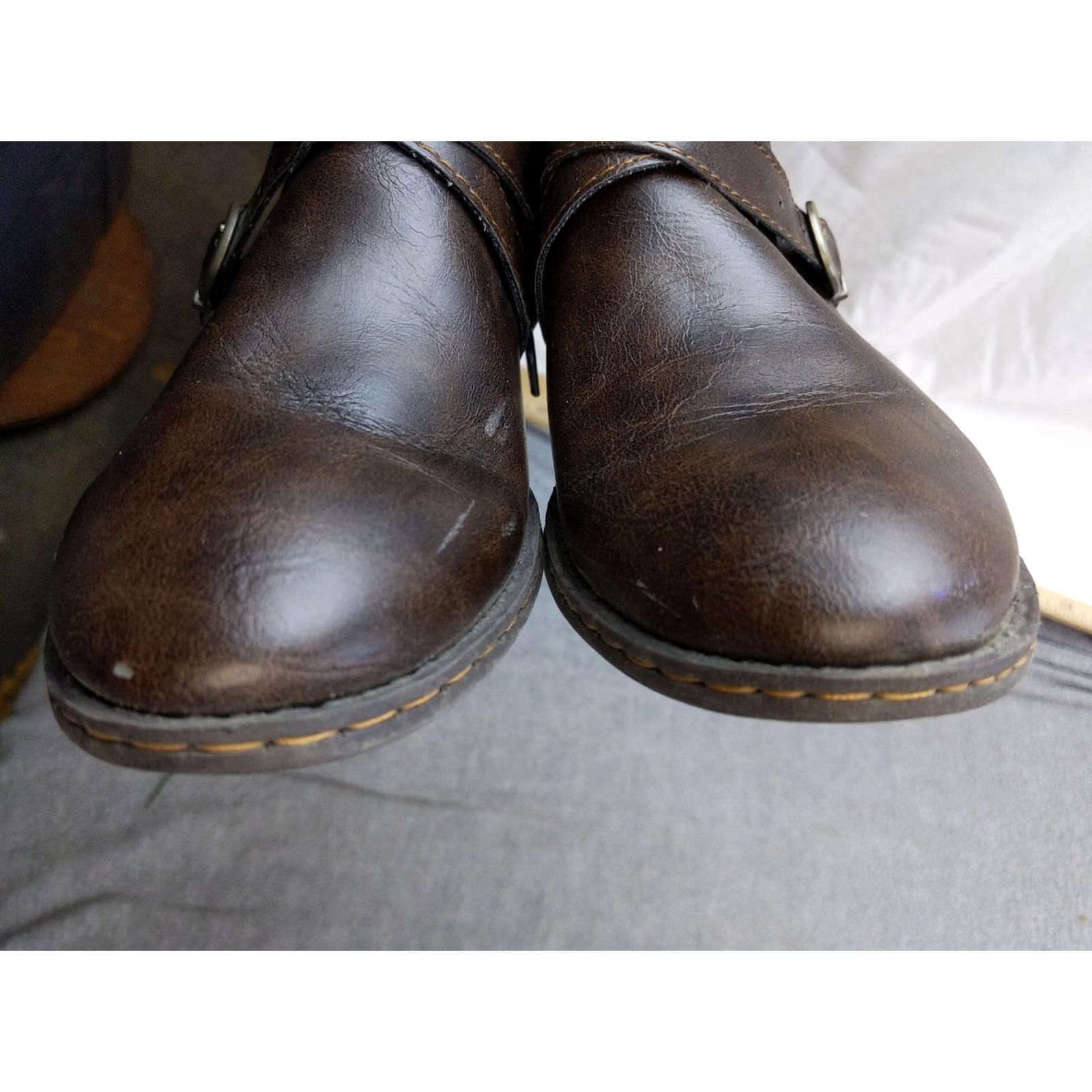 Vintage b.o.c Boots Womens Size 7 37 Brown Synthetic Ankle Zip Buckle Block Heel Booties Size US 7 / IT 37 - 4 Thumbnail