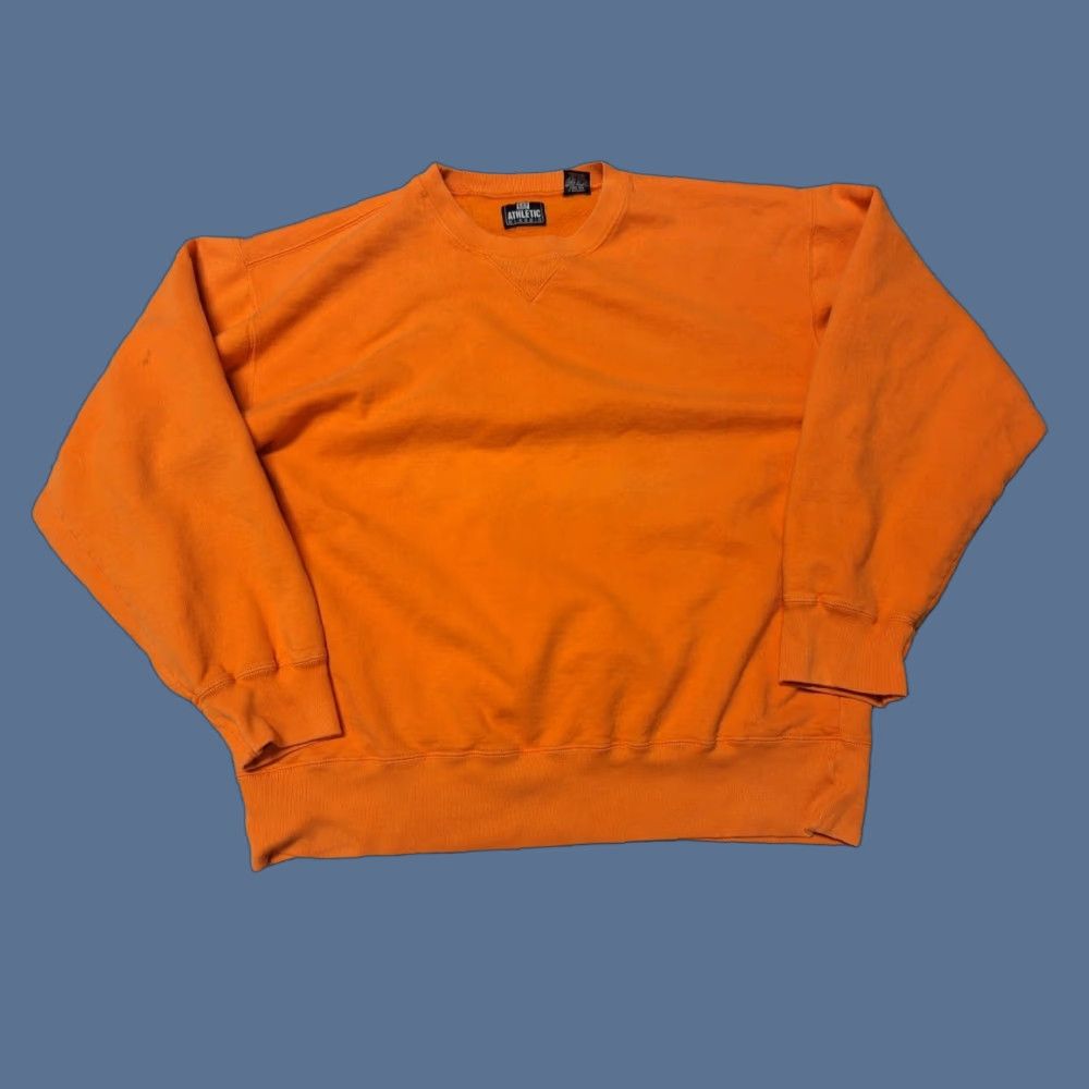 Gap VINTAGE Gap Sweatshirt Orange Crew Neck L Men’s Pullover 90s 2000s Y2K Streetwear Casual Flaws Size US L / EU 52-54 / 3 - 1 Thumbnail