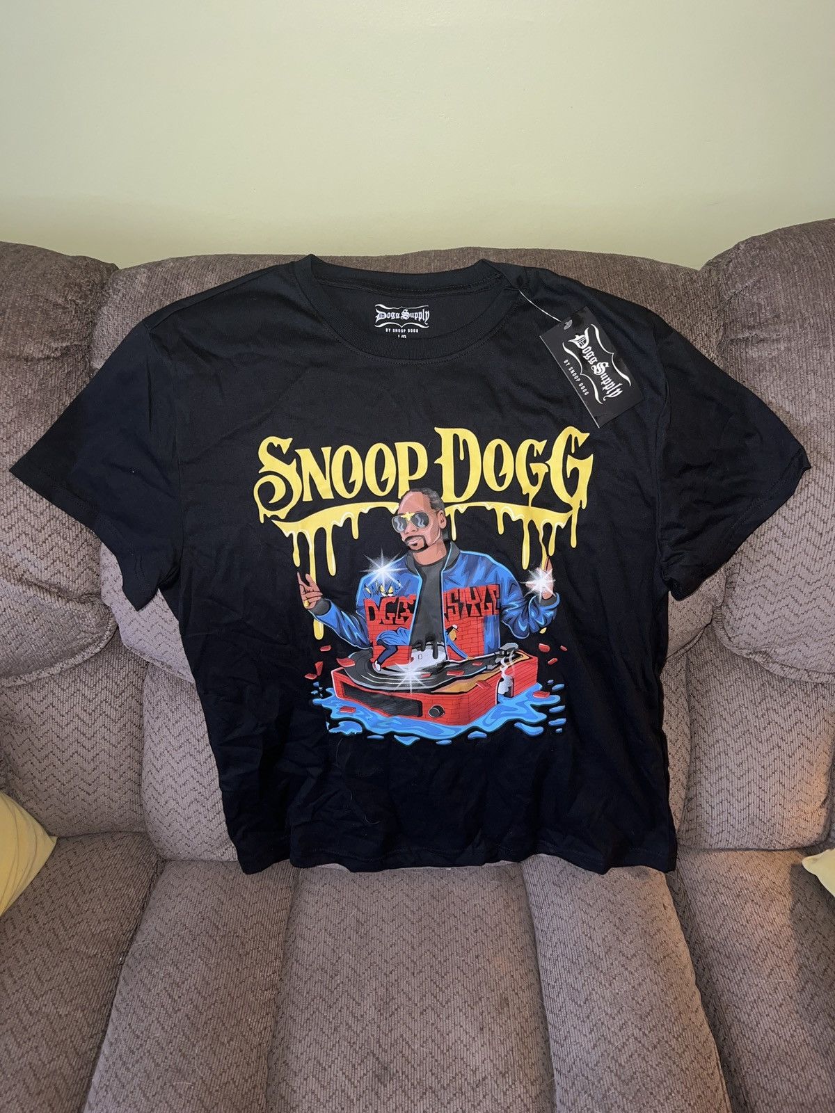Snoop Dogg Dogg Supply By Snoop Dogg Spinner Logo Drip Tee Size US L / EU 52-54 / 3 - 1 Thumbnail