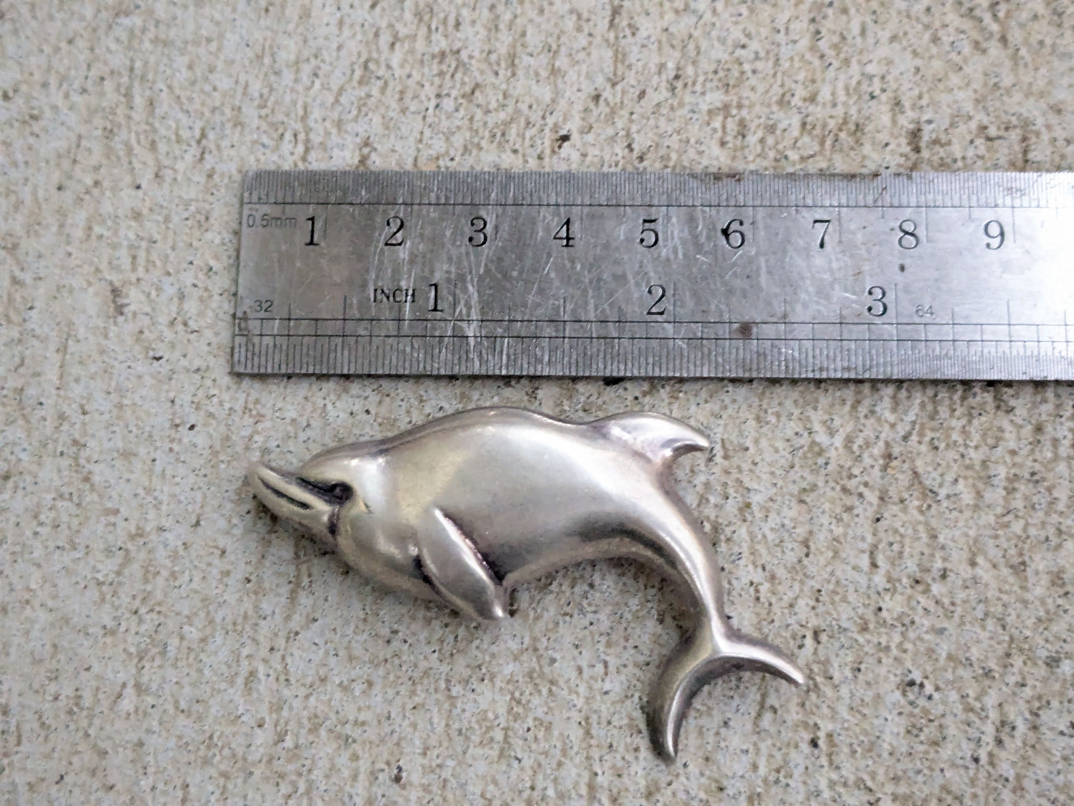 Jewelry × Vintage Vintage Sterling Silver Dolphin Pin Brooch Animal Size ONE SIZE - 11 Thumbnail