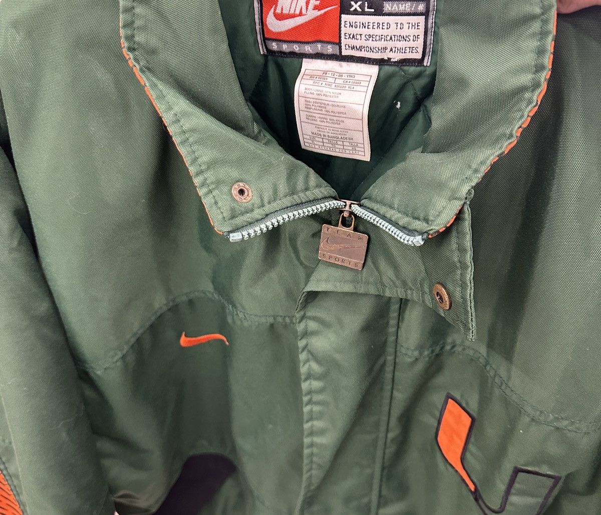 Nike Rare Vintage 90s U Miami Nike Green Coat Jacket Size XL Size US XL / EU 56 / 4 - 11 Thumbnail