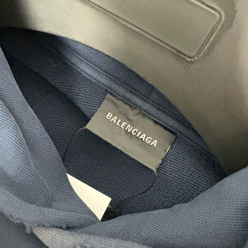 Balenciaga Balenciaga Logo letter printed hooded sweater Size US S / EU 44-46 / 1 - 3 Thumbnail