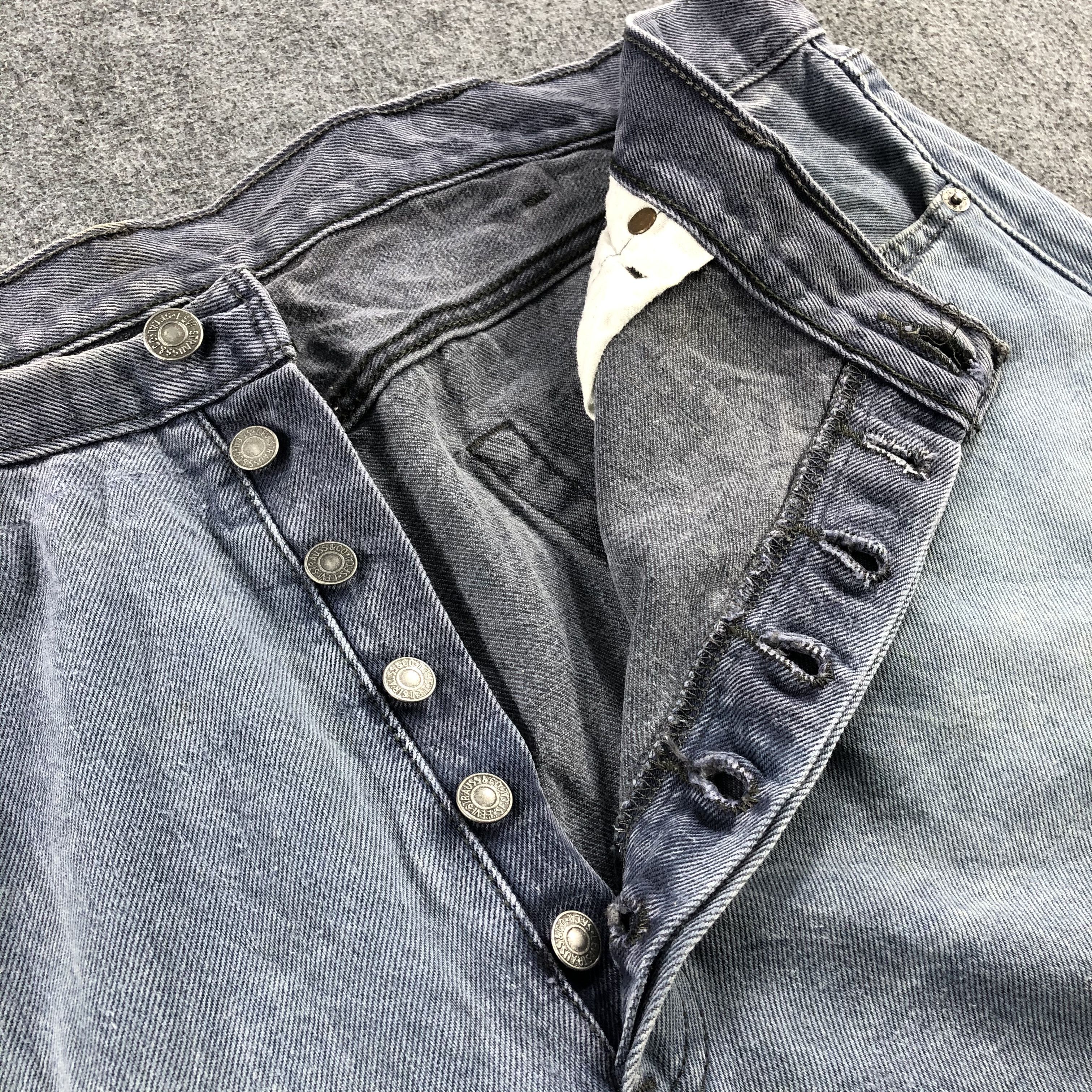 Levi's Vintage Light Wash Levis 501 Jeans-J2199 Size US 40 / EU 56 - 8 Thumbnail