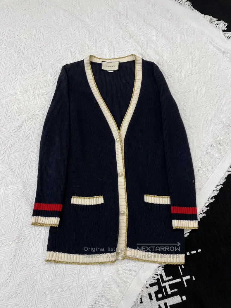 Gucci Gucci Dark blue pearl button cardigan coat Size XS / US 0-2 / IT 36-38 - 1 Thumbnail