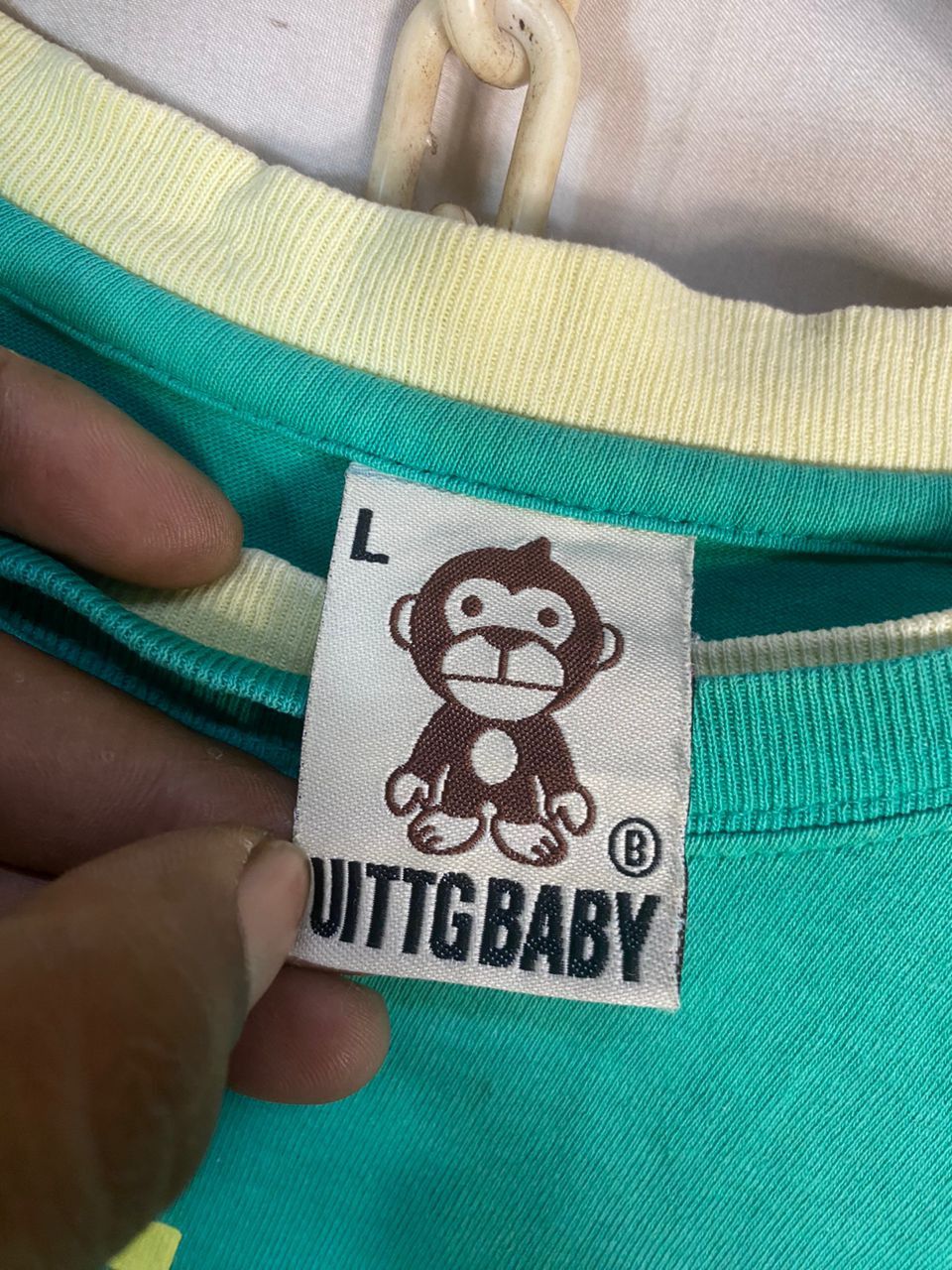 Japanese Brand Uittg baby printed tshirt Size US M / EU 48-50 / 2 - 5 Thumbnail