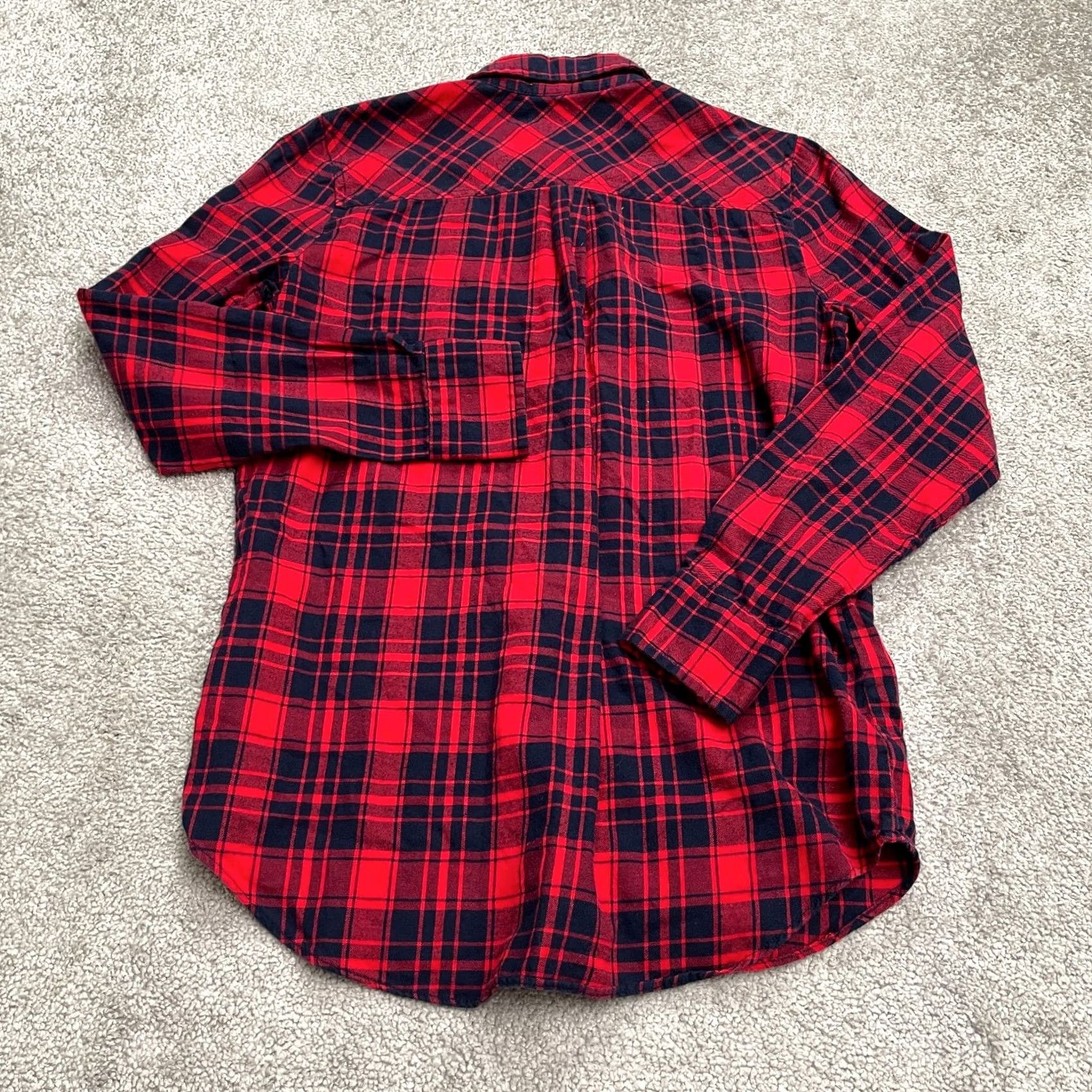 J.Crew J.CREW Boy Fit Flannel Shirt Womens XS Red Blue Plaid Button Down Cotton Casual Shirt Womens XS Plaid Button-Up Shirt Solution Size XS / US 0-2 / IT 36-38 - 2 Thumbnail