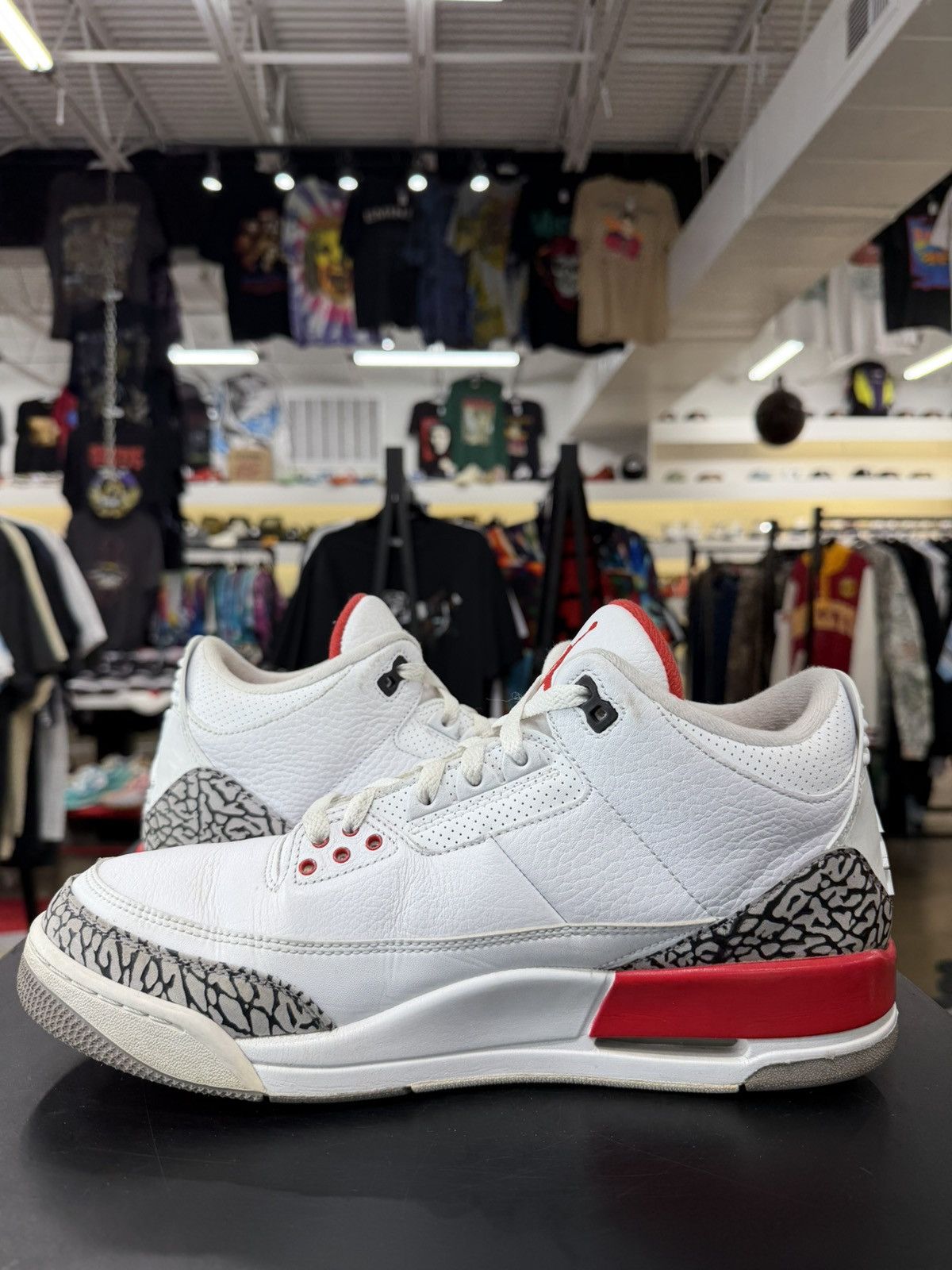 Jordan Brand Air Jordan 3 Hall of Fame Size 12 (2018) Size US 12 / EU 45 - 4 Thumbnail