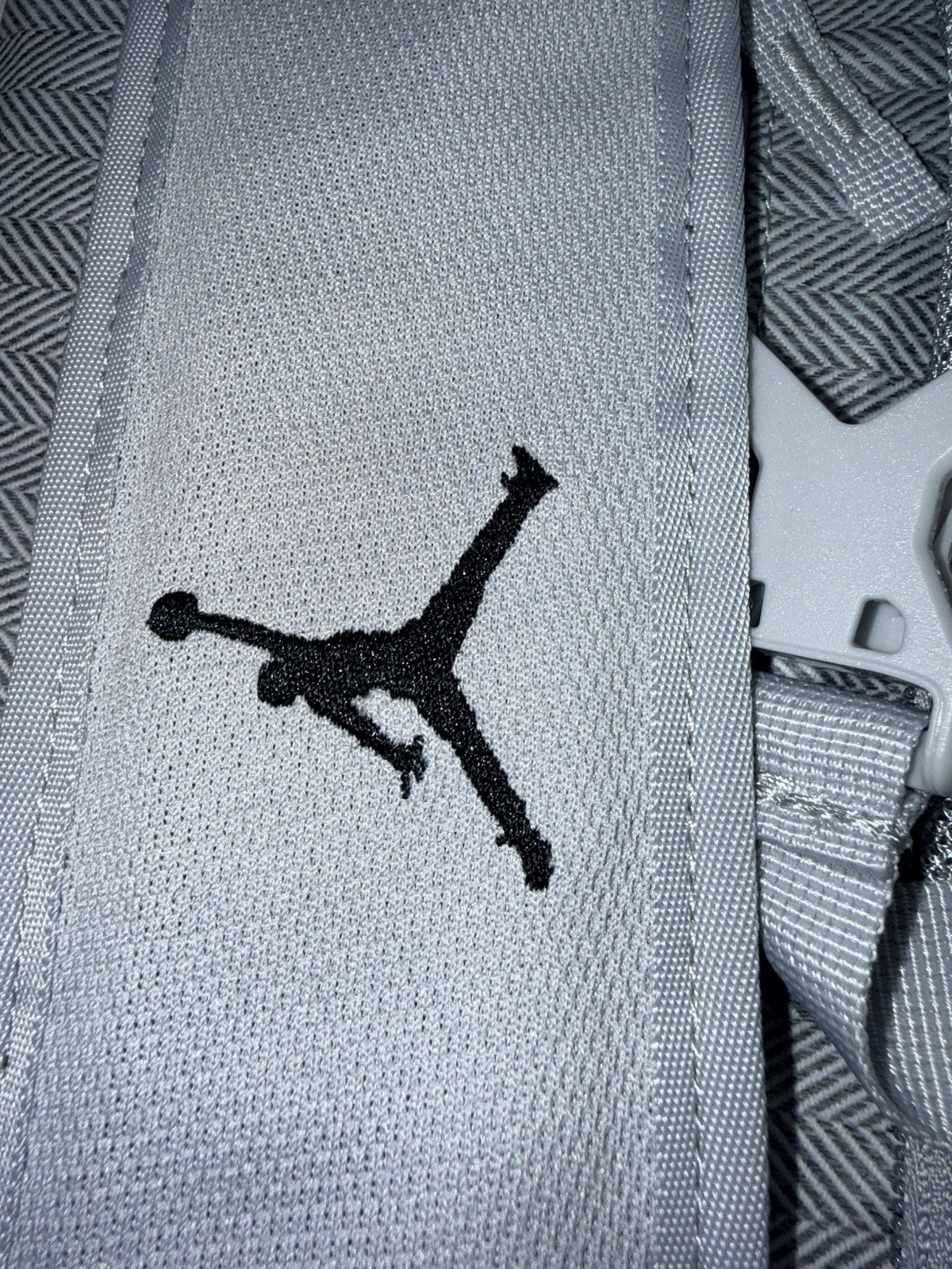 Jordan Brand Jordan Herringbone Backpack Duffel Bag 806369-012 NWT Size 46 - 5 Thumbnail