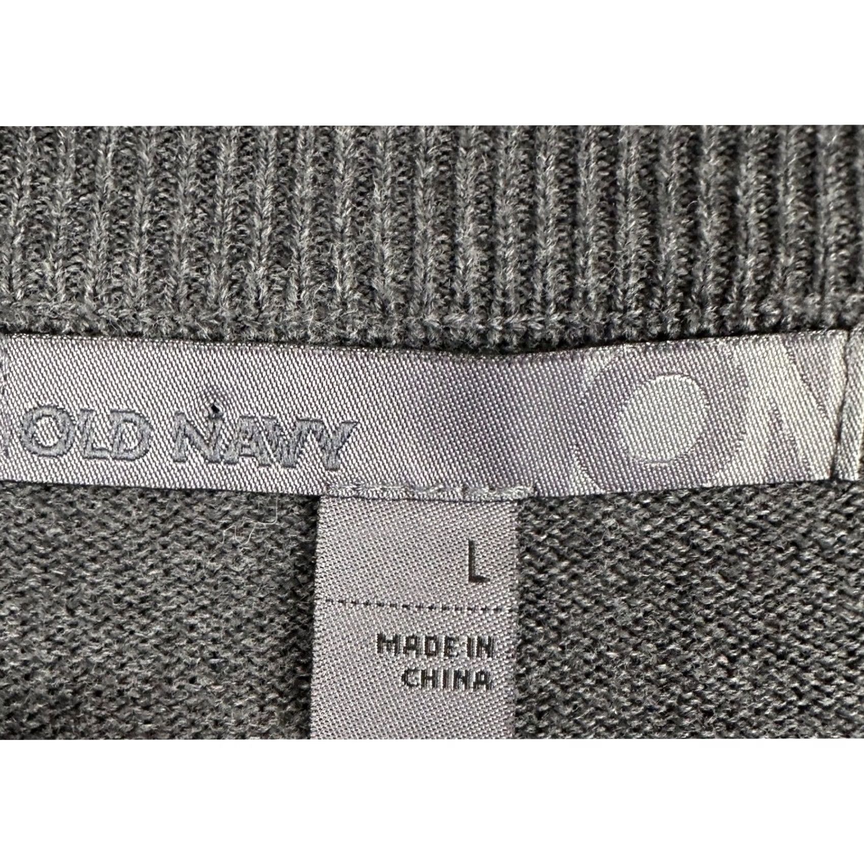 Old Navy VINTAGE Old Navy Sweater? (Oops) Size US L / EU 52-54 / 3 - 4 Thumbnail