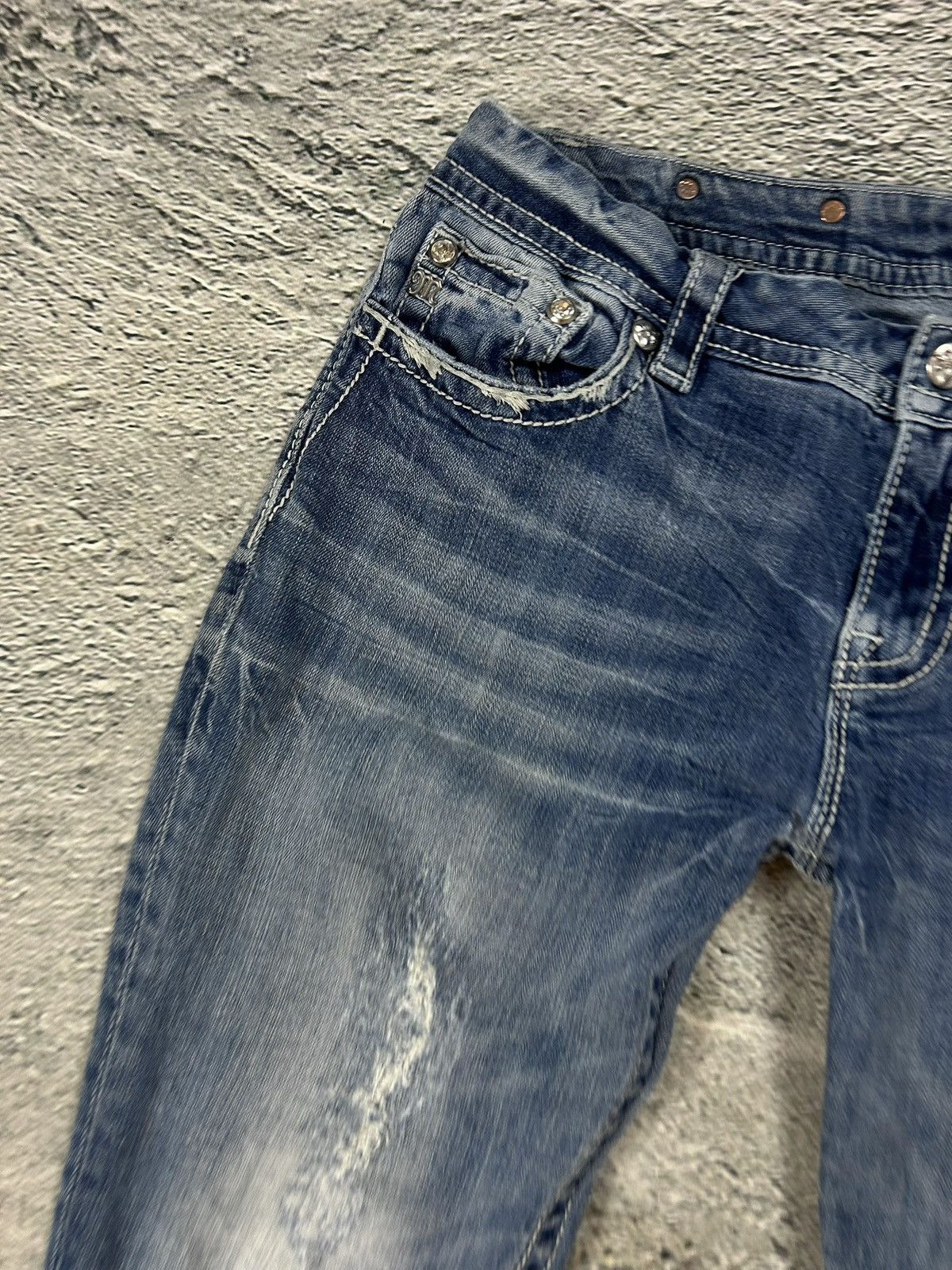 Other Miss Me flared bootcut white stitching denim vintage y2k Size US 34 / EU 50 - 5 Thumbnail