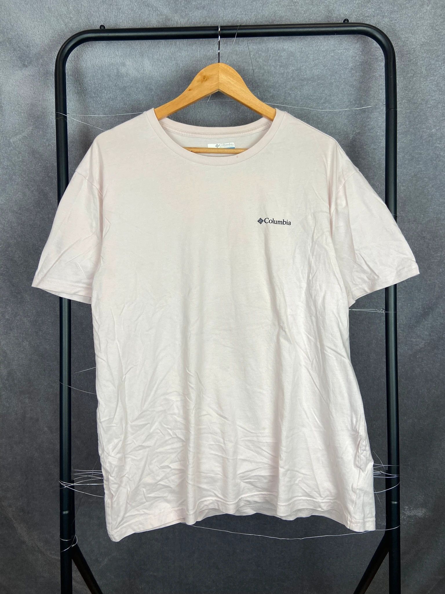 Columbia Columbia Mountain Tee – Pastel Pink Landscape Print (L) Size US L / EU 52-54 / 3 - 3 Thumbnail