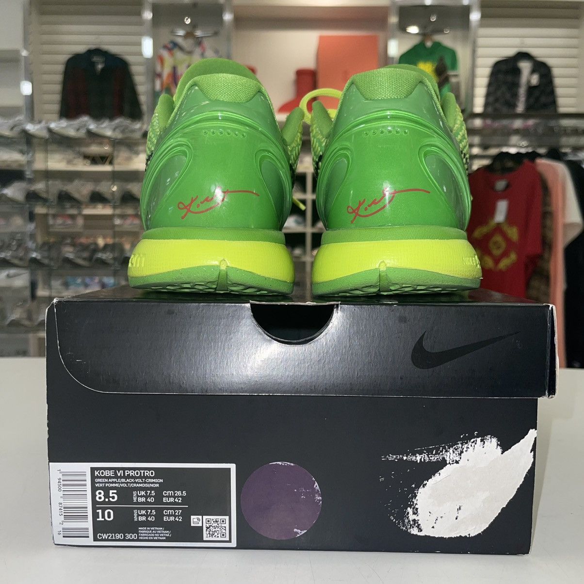 Nike Zoom Kobe 6 Protro 'Grinch' 2020 - LIGHTLY WORN Size US 8.5 / EU 41-42 - 5 Thumbnail