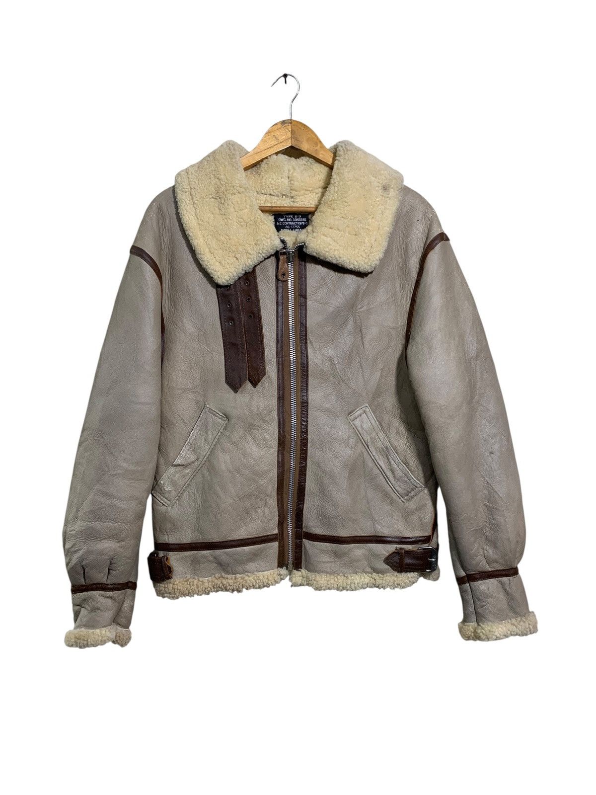 Avirex 🔥VTG AVIREX TYPE B-3 SHEEPSKIN LEATHER JACKET Size US M / EU 48-50 / 2 - 1 Thumbnail