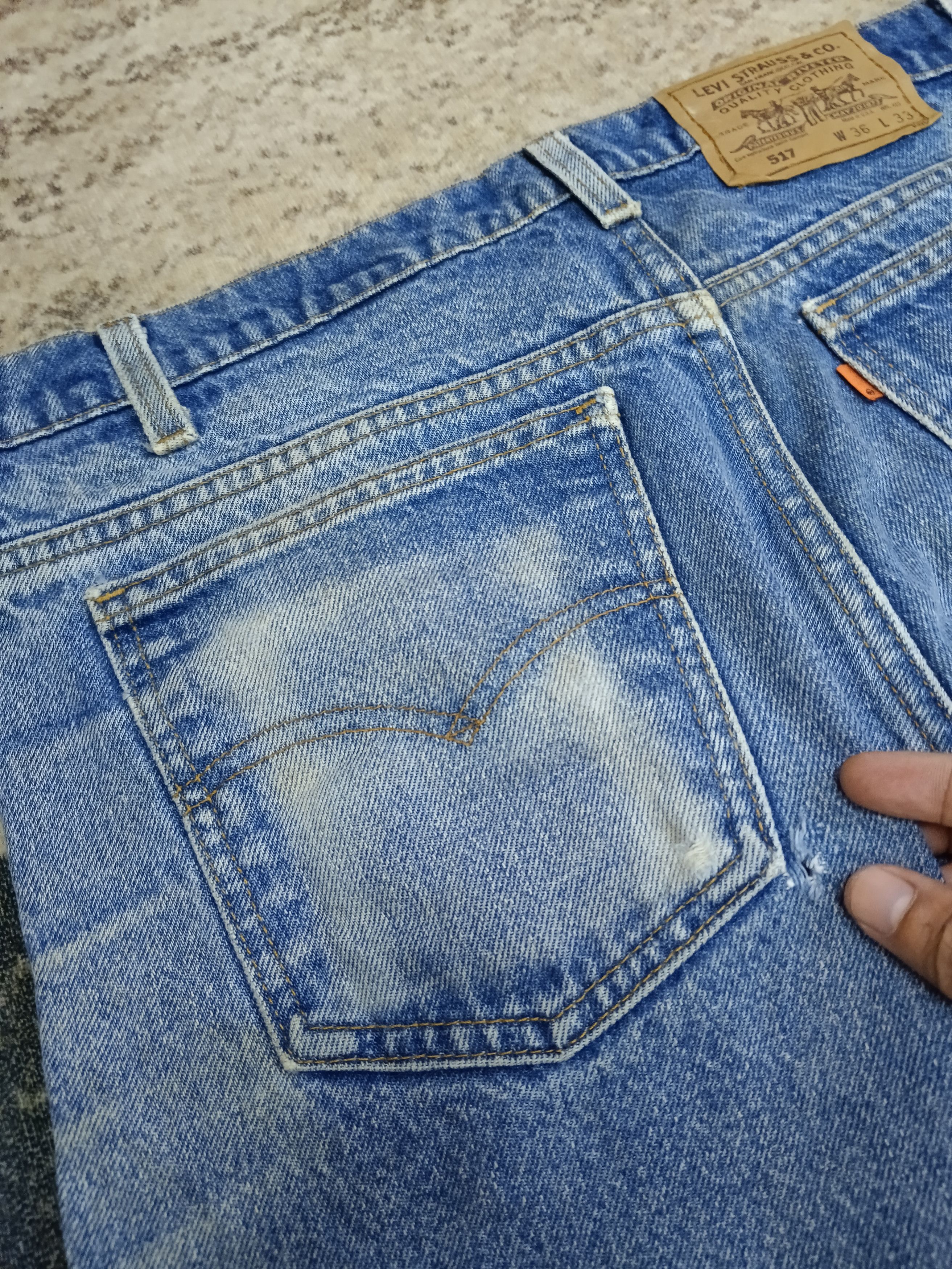 Levi's Vintage Clothing VINTAGE 90s WIDE LEG BOOCUT 517 LEVIS DISTRESSED Size US 35 - 7 Thumbnail