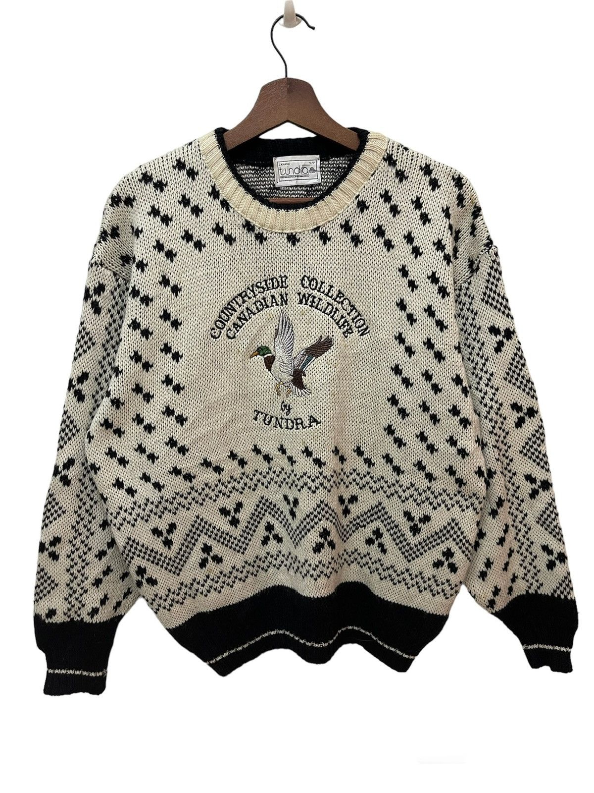 Tundra Canada Vintage TUNDRA CANADA KNITWEAR VIRGIN WOOL Size US M / EU 48-50 / 2 - 1 Thumbnail