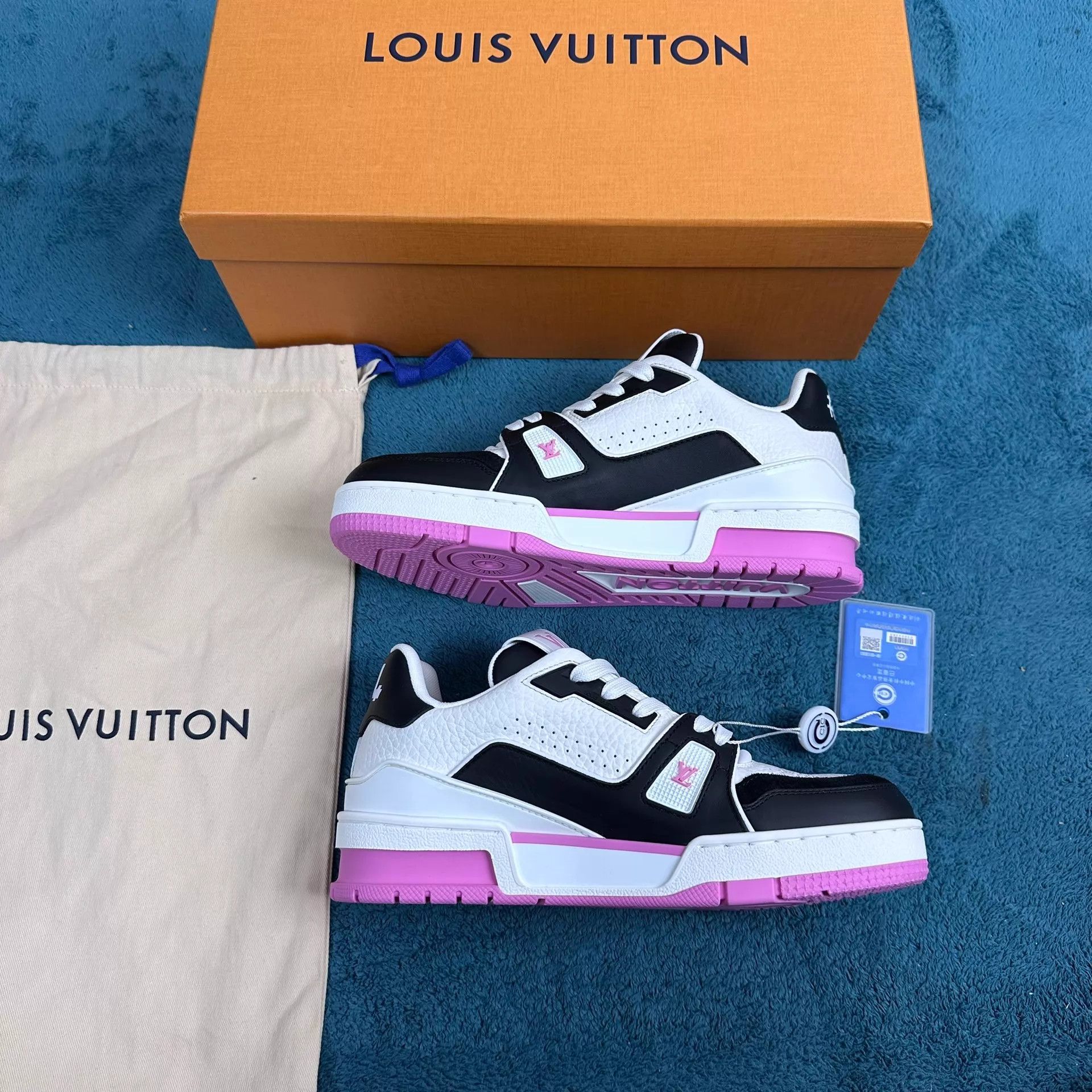 Louis Vuitton LV Trainer Leather Low-Top Sneaker Black Pink 36 Size US 5.5 / IT 35.5 - 3 Thumbnail