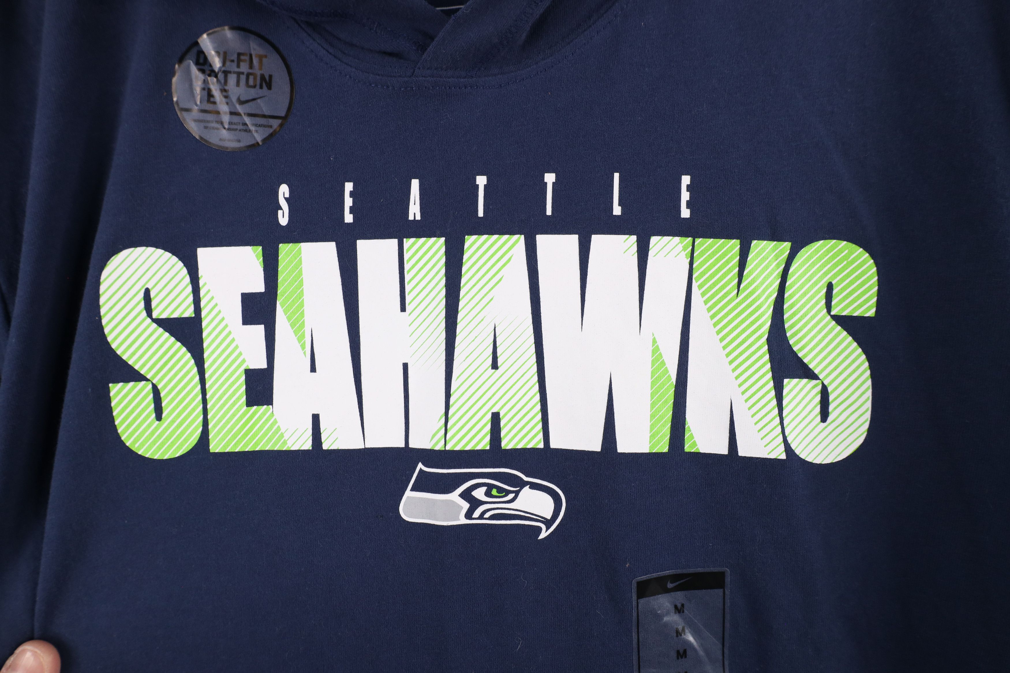 Nike × Vintage New Nike On Field Seahawks Football Hoodie Hooded T-Shirt Size US M / EU 48-50 / 2 - 4 Thumbnail