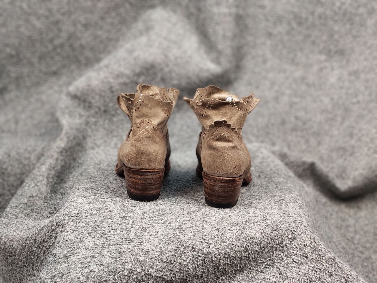 Sendra Sendra Spanish Leather Ankle Western Women Beige Boots Size US 6 / IT 36 - 7 Thumbnail